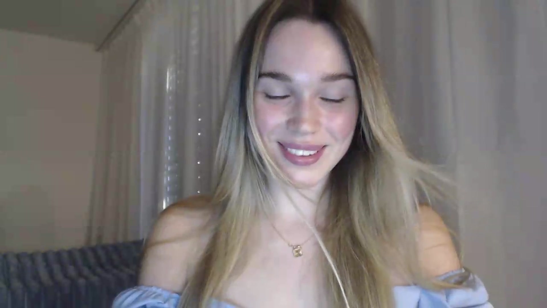 Gallery image thumbnail from Ooh_Cassie's myfreecams stream on, 07/05/2026, 18:51 image 16 of 20
