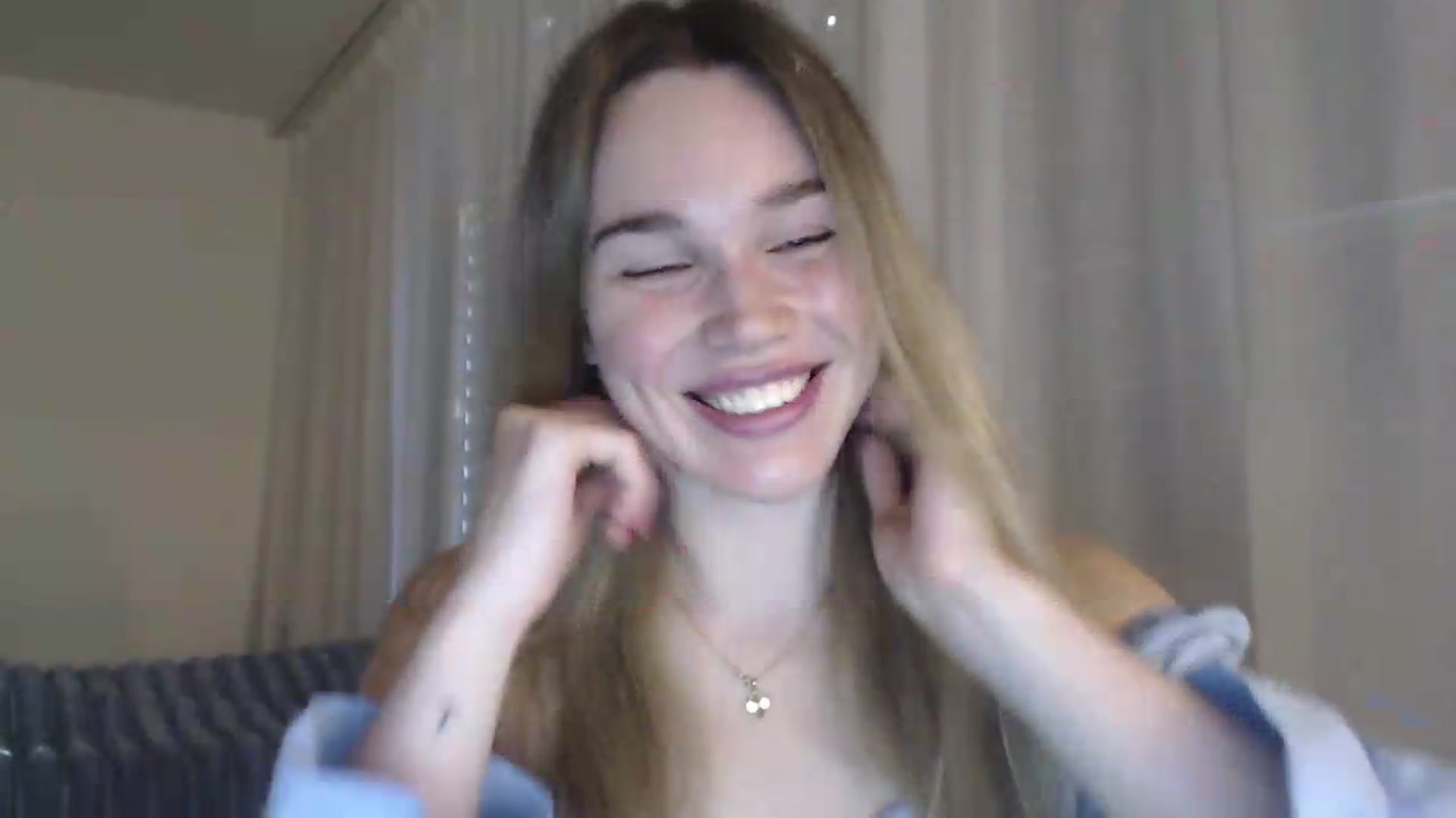 Gallery image thumbnail from Ooh_Cassie's myfreecams stream on, 07/05/2026, 18:51 image 10 of 20