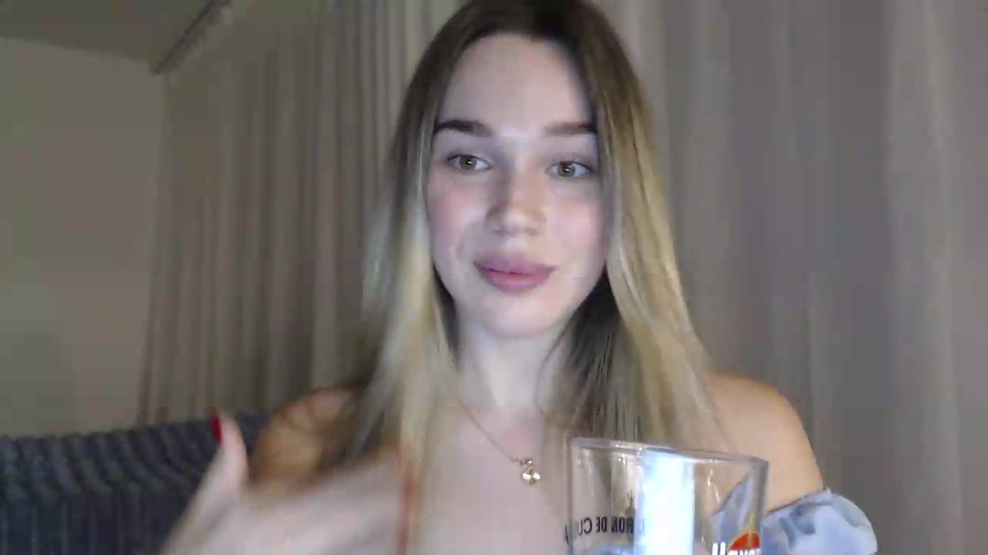 Gallery image thumbnail from Ooh_Cassie's myfreecams stream on, 07/05/2026, 20:36 image 10 of 20