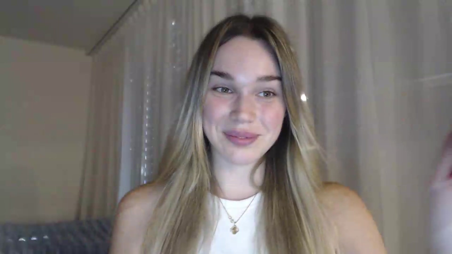 Gallery image thumbnail from Ooh_Cassie's myfreecams stream on, 07/06/2026, 18:31 image 20 of 20