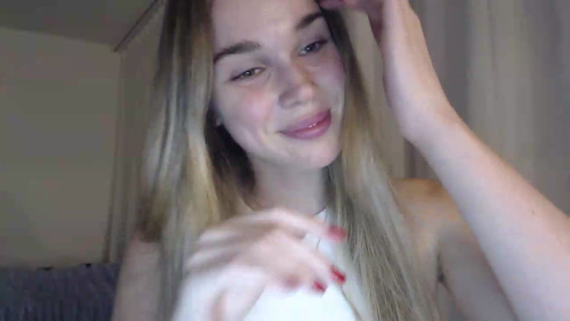 Gallery image thumbnail from Ooh_Cassie's myfreecams stream on, 07/06/2026, 18:31 image 3 of 20