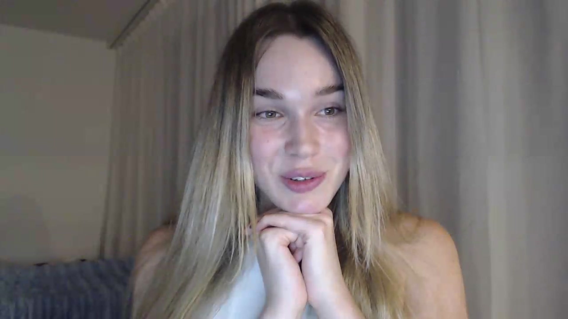 Gallery image thumbnail from Ooh_Cassie's myfreecams stream on, 07/06/2026, 19:45 image 9 of 20