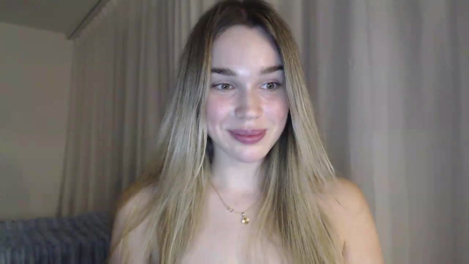 Gallery image thumbnail from Ooh_Cassie's myfreecams stream on, 07/06/2026, 21:43 image 8 of 20