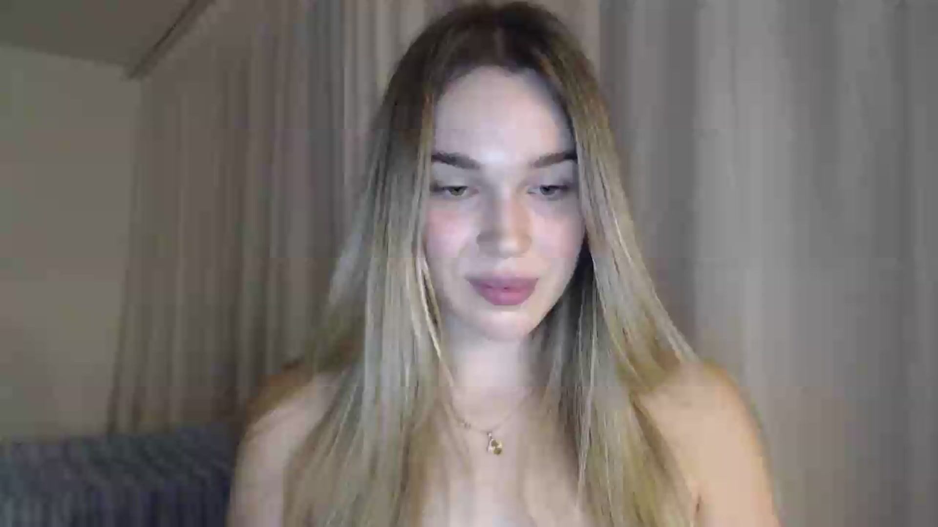Gallery image thumbnail from Ooh_Cassie's myfreecams stream on, 07/06/2026, 21:43 image 5 of 20