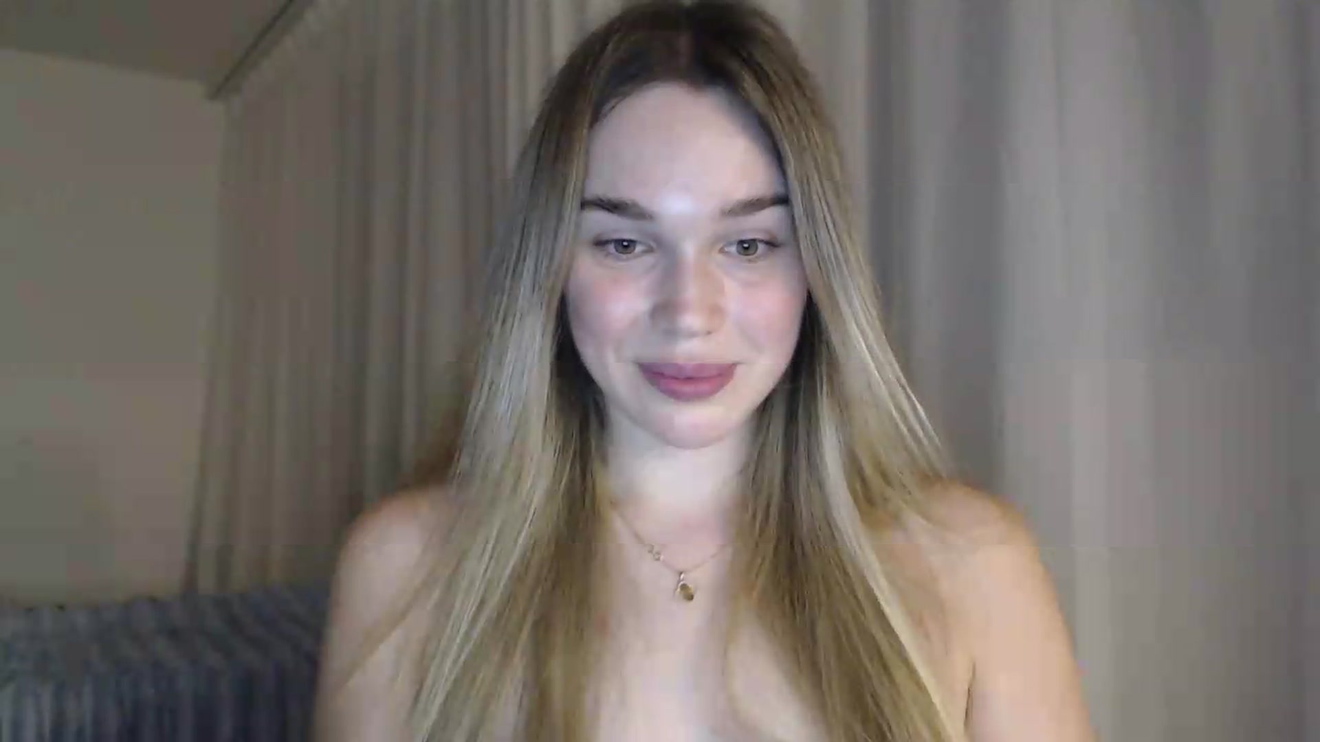 Gallery image thumbnail from Ooh_Cassie's myfreecams stream on, 07/06/2026, 21:43 image 16 of 20