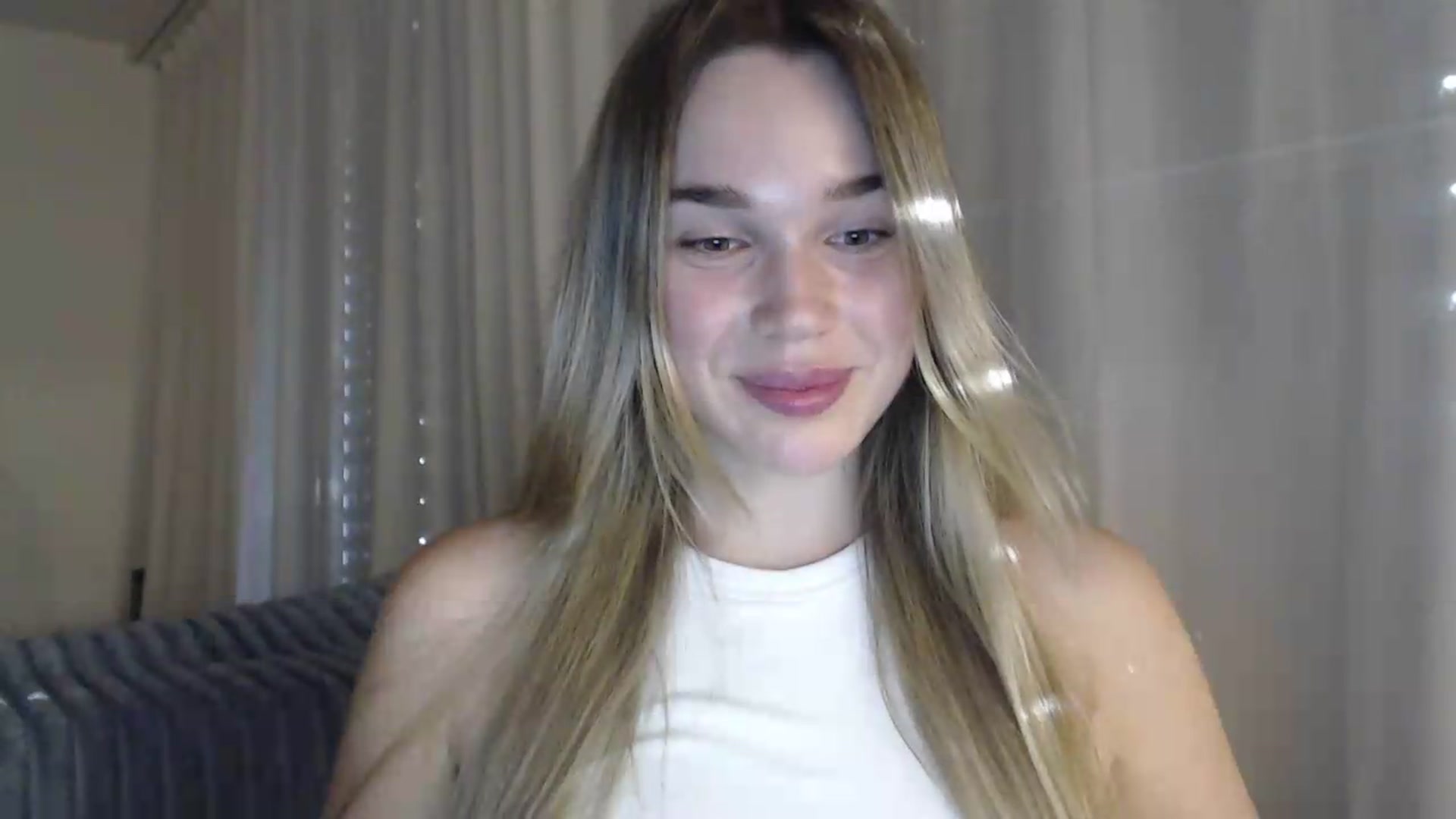 Gallery image thumbnail from Ooh_Cassie's myfreecams stream on, 07/07/2026, 18:41 image 12 of 20