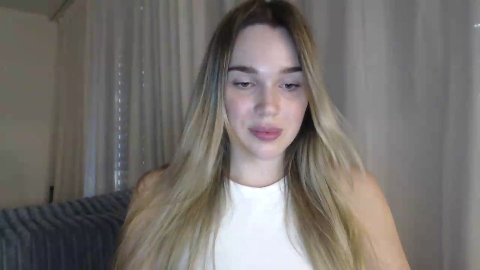 Gallery image thumbnail from Ooh_Cassie's myfreecams stream on, 07/07/2026, 18:41 image 18 of 20