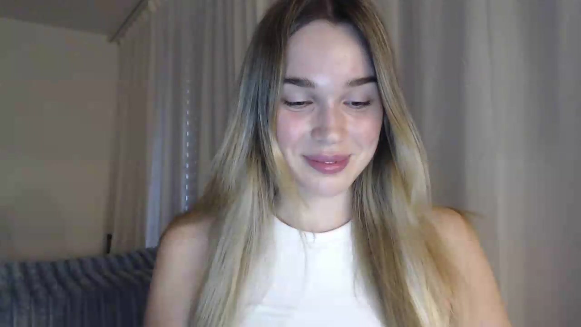 Gallery image thumbnail from Ooh_Cassie's myfreecams stream on, 07/07/2026, 18:41 image 2 of 20