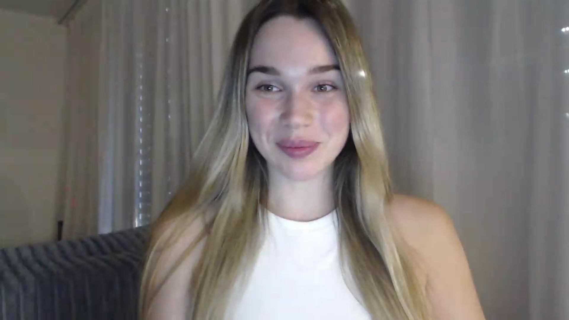 Gallery image thumbnail from Ooh_Cassie's myfreecams stream on, 07/07/2026, 18:41 image 16 of 20