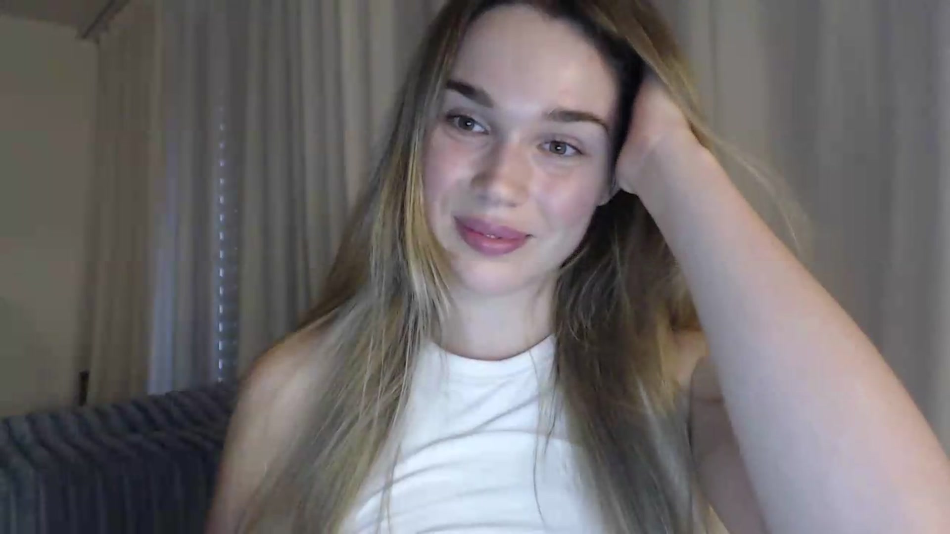 Gallery image thumbnail from Ooh_Cassie's myfreecams stream on, 07/07/2026, 18:41 image 8 of 20
