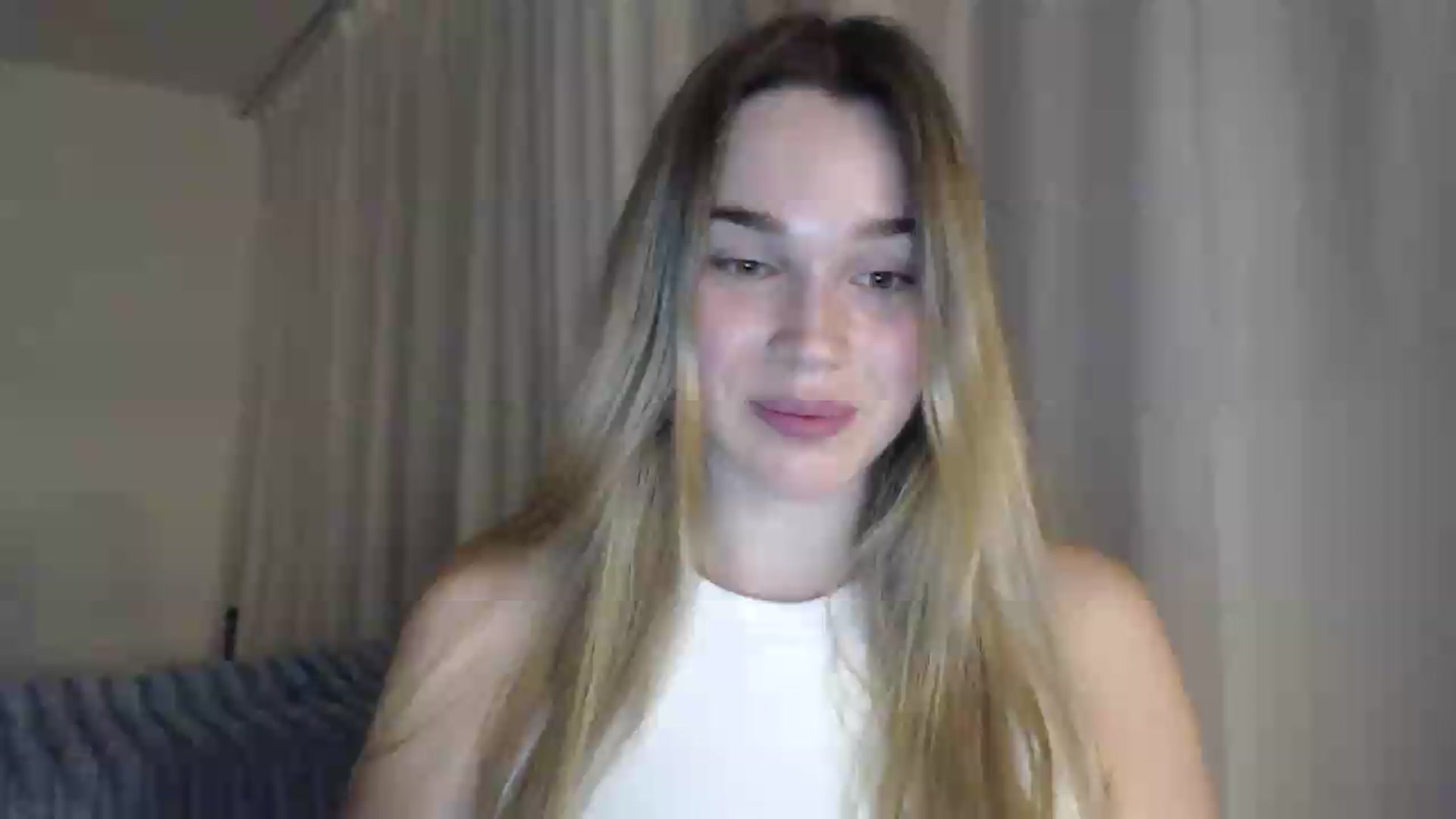 Gallery image thumbnail from Ooh_Cassie's myfreecams stream on, 07/07/2026, 20:20 image 1 of 20