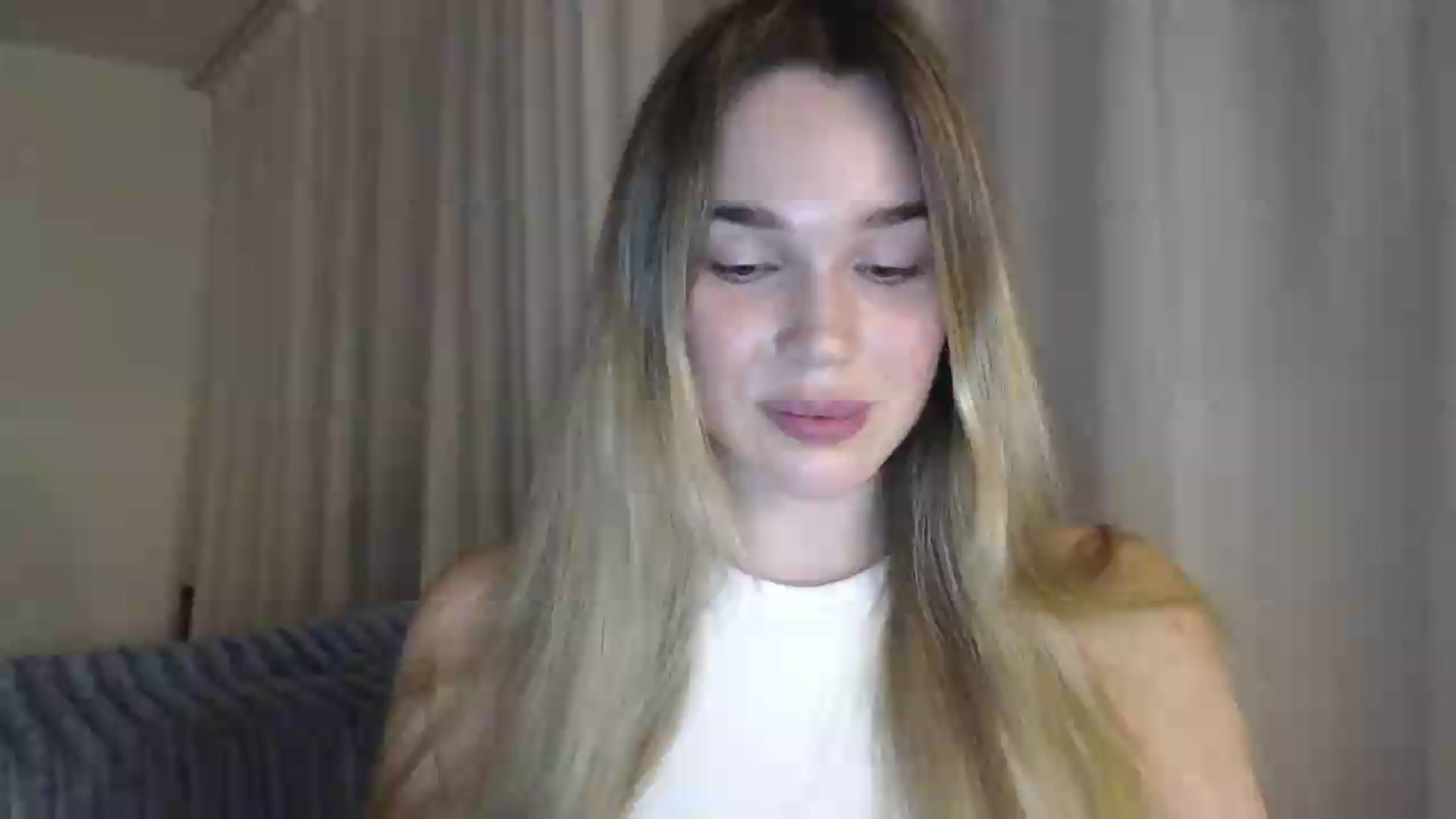 Gallery image thumbnail from Ooh_Cassie's myfreecams stream on, 07/07/2026, 21:50 image 1 of 20
