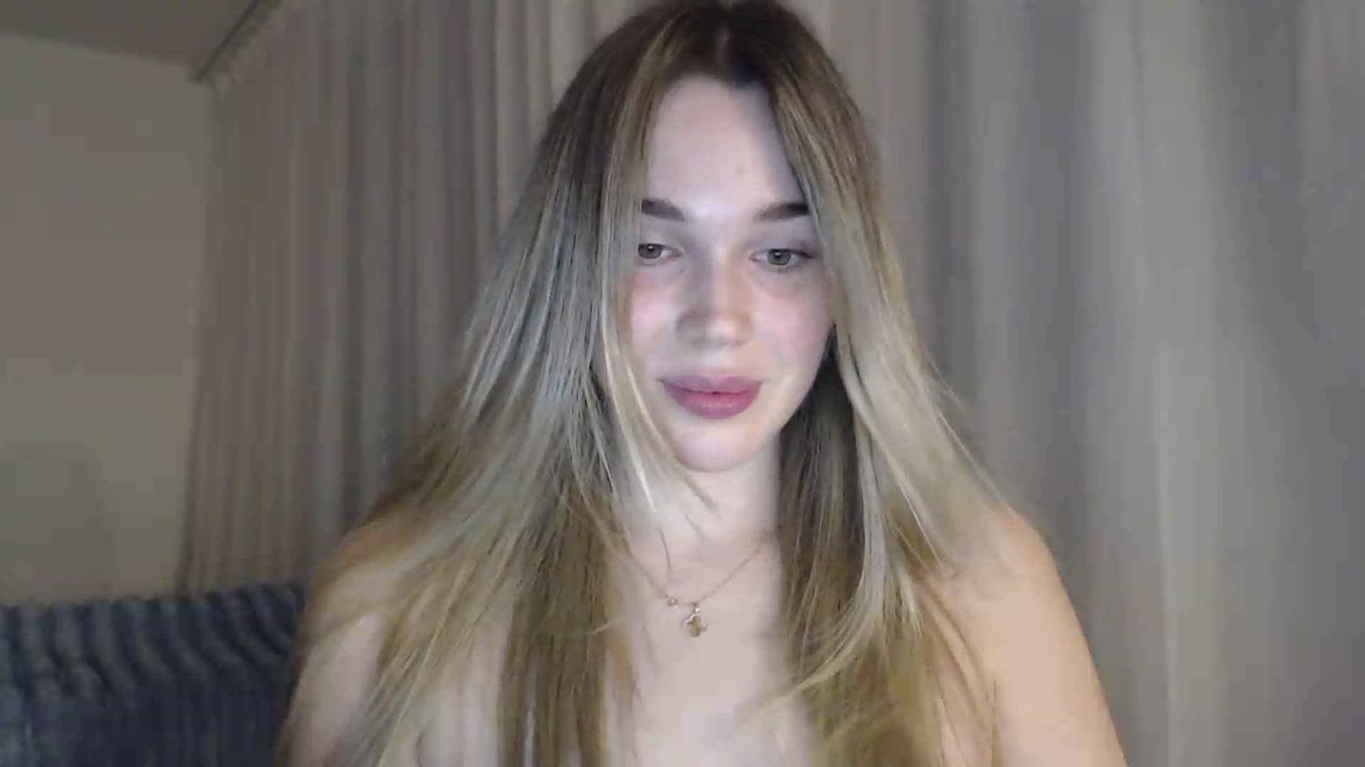 Gallery image thumbnail from Ooh_Cassie's myfreecams stream on, 07/08/2026, 19:41 image 13 of 20
