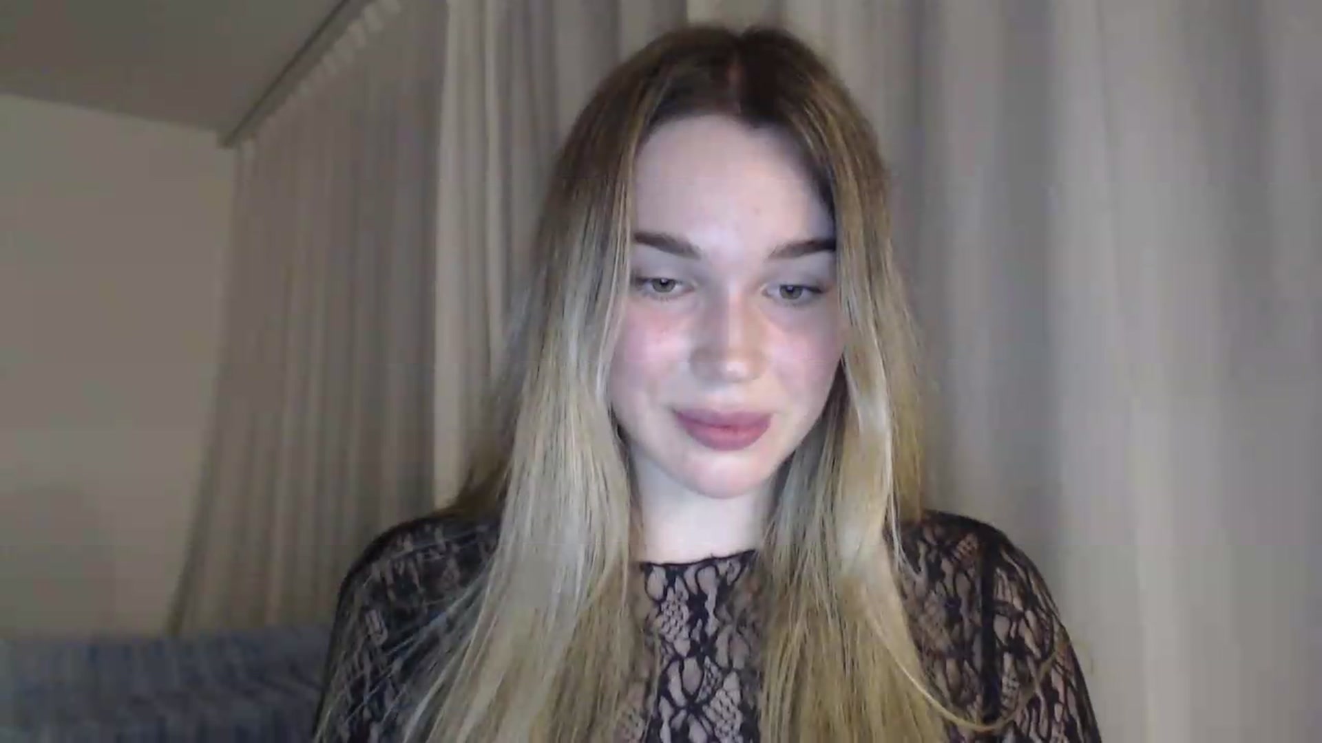 Gallery image thumbnail from Ooh_Cassie's myfreecams stream on, 07/14/2026, 21:18 image 2 of 20