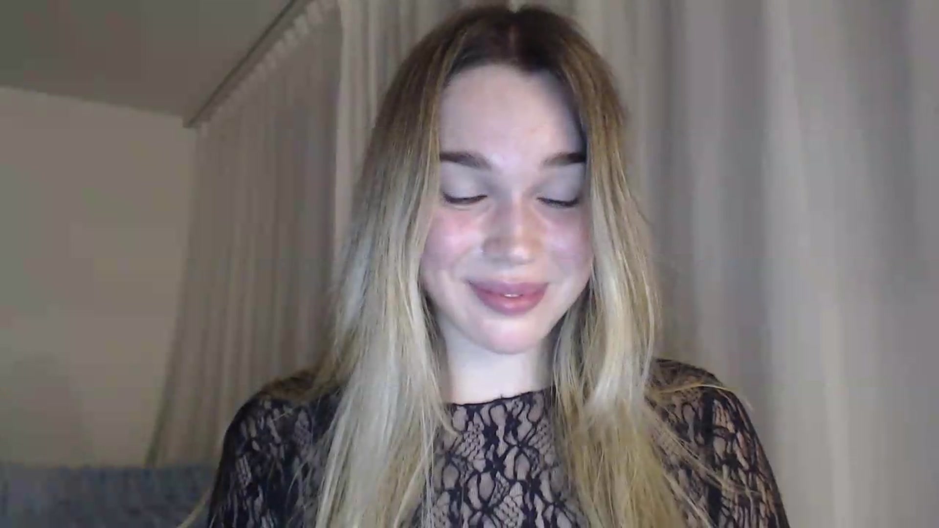Gallery image thumbnail from Ooh_Cassie's myfreecams stream on, 07/14/2026, 21:18 image 12 of 20