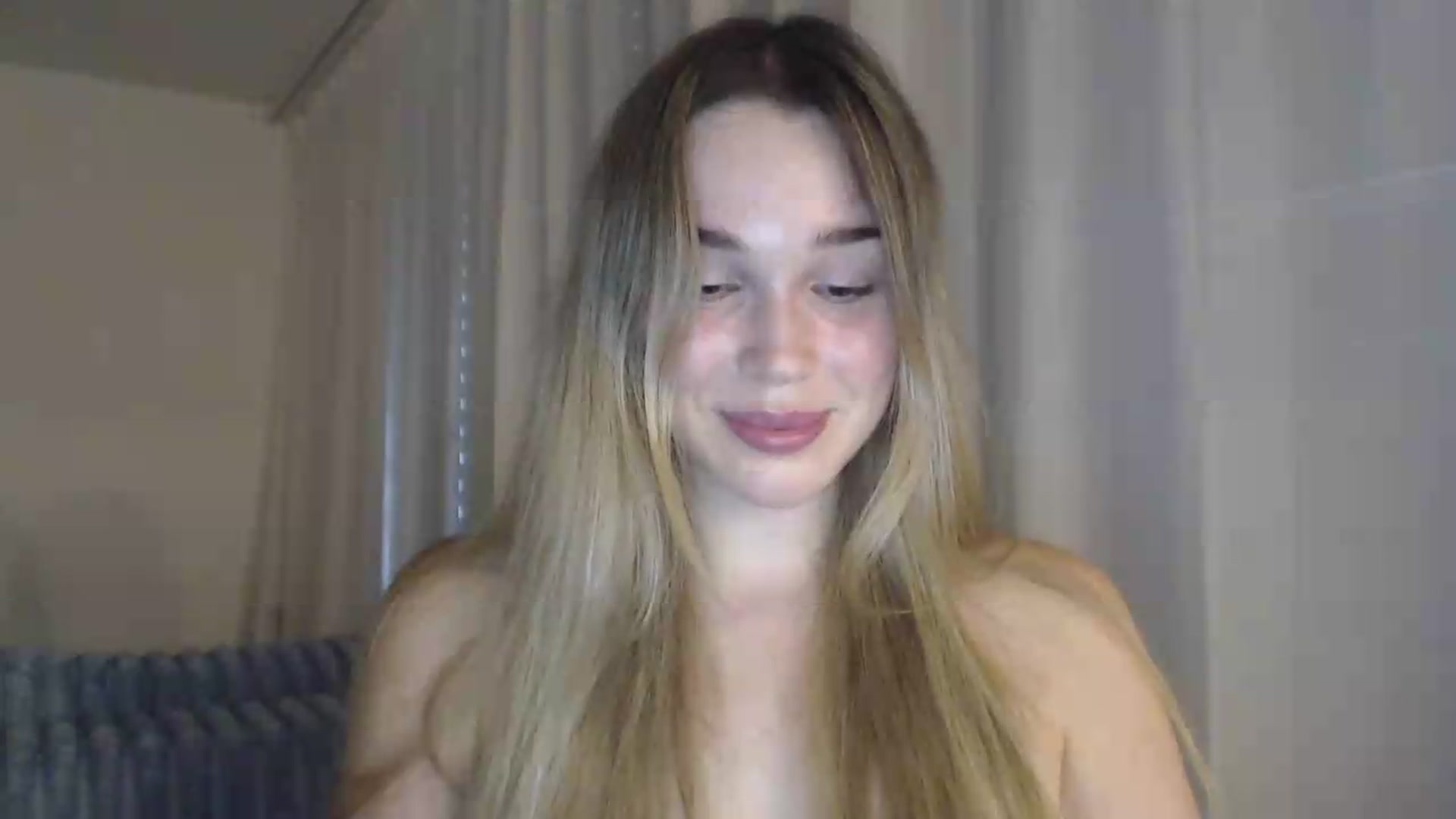 Gallery image thumbnail from Ooh_Cassie's myfreecams stream on, 07/15/2026, 17:16 image 2 of 20