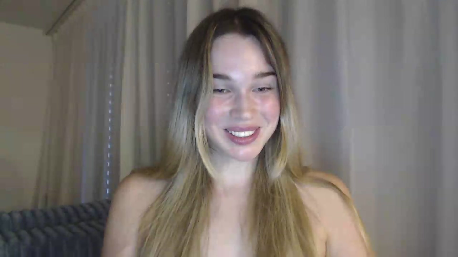 Gallery image thumbnail from Ooh_Cassie's myfreecams stream on, 07/15/2026, 17:16 image 17 of 20