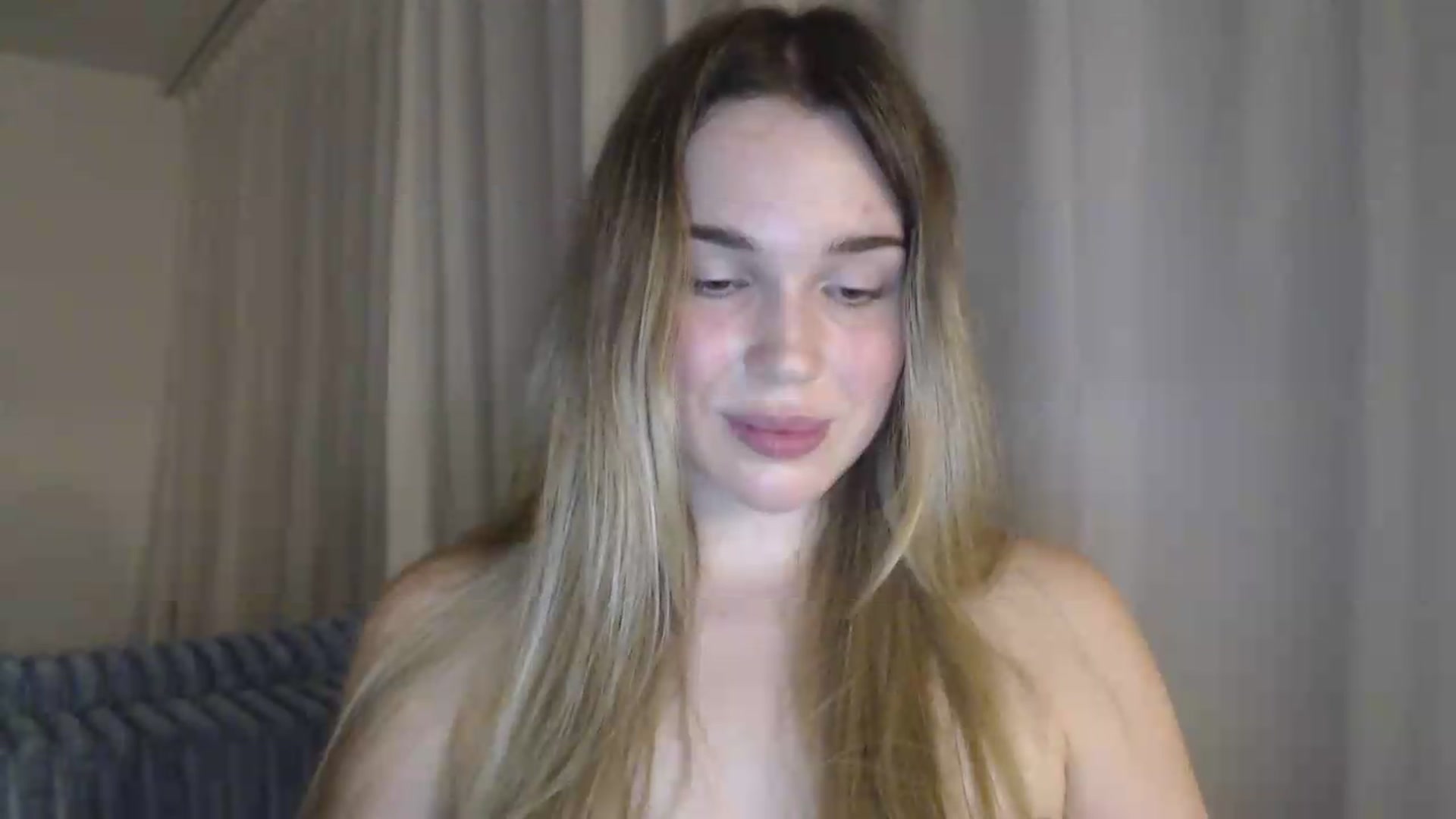 Gallery image thumbnail from Ooh_Cassie's myfreecams stream on, 07/15/2026, 19:54 image 18 of 20