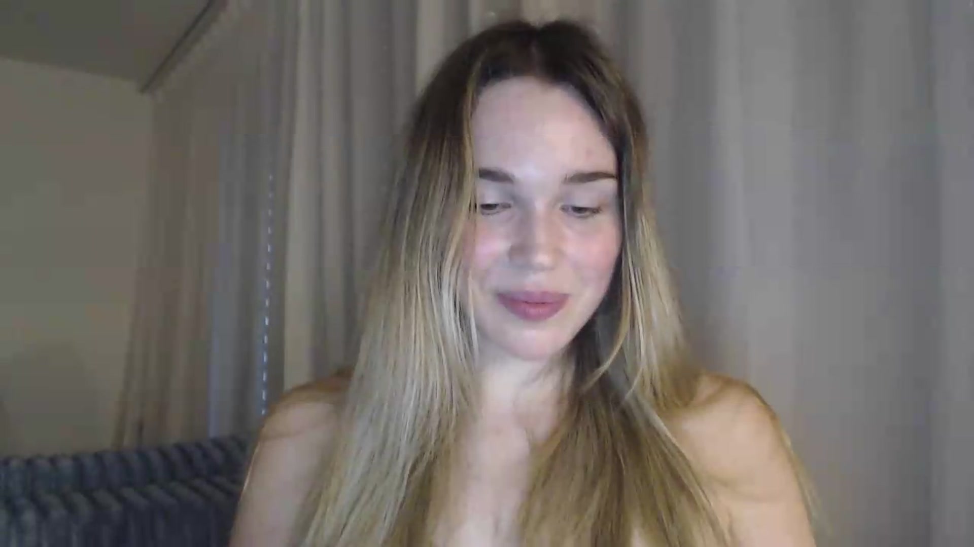 Gallery image thumbnail from Ooh_Cassie's myfreecams stream on, 07/15/2026, 19:54 image 8 of 20