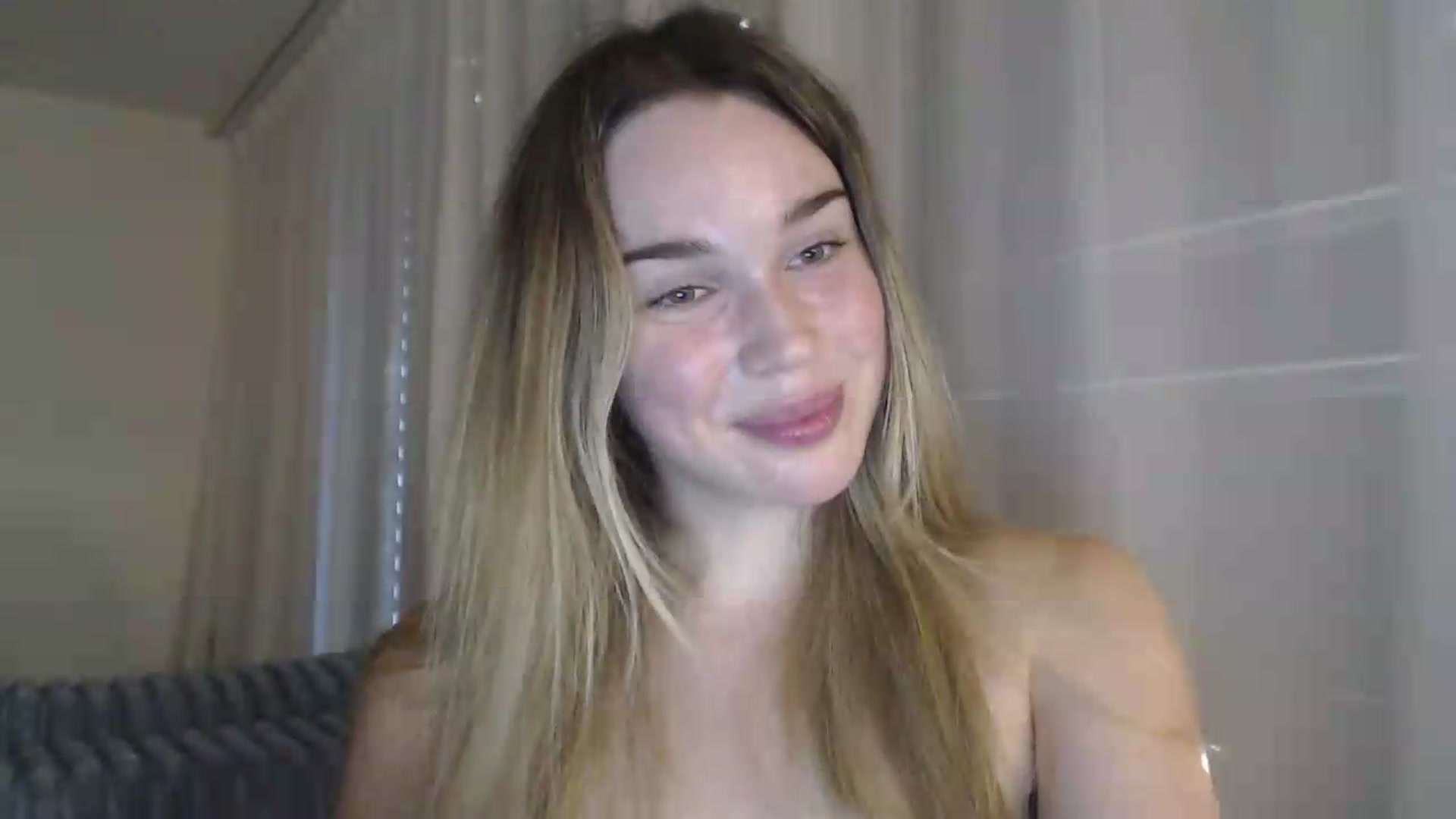 Gallery image thumbnail from Ooh_Cassie's myfreecams stream on, 07/15/2026, 19:54 image 5 of 20