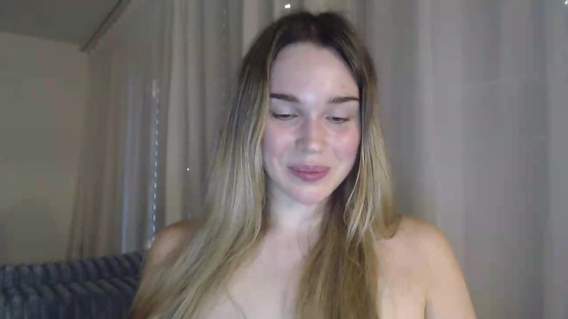 Gallery image thumbnail from Ooh_Cassie's myfreecams stream on, 07/15/2026, 19:54 image 7 of 20