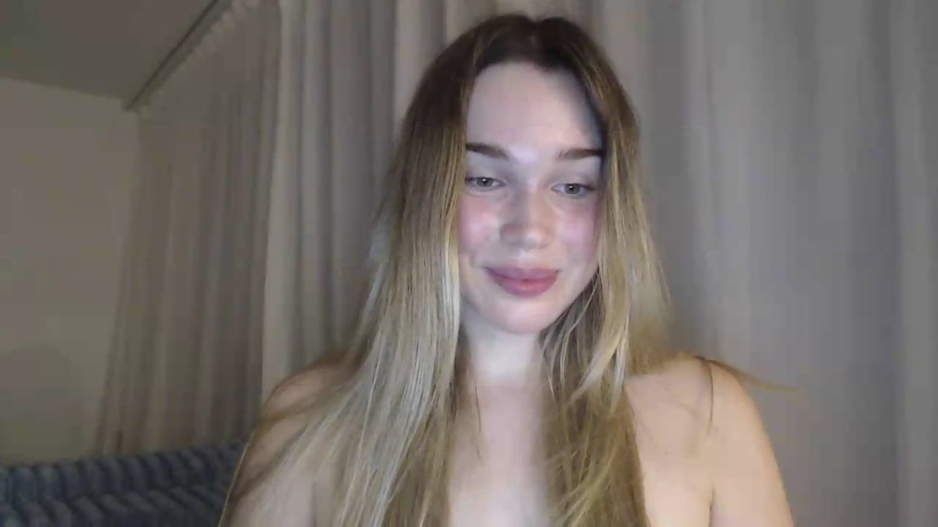 Gallery image thumbnail from Ooh_Cassie's myfreecams stream on, 07/15/2026, 20:54 image 10 of 20