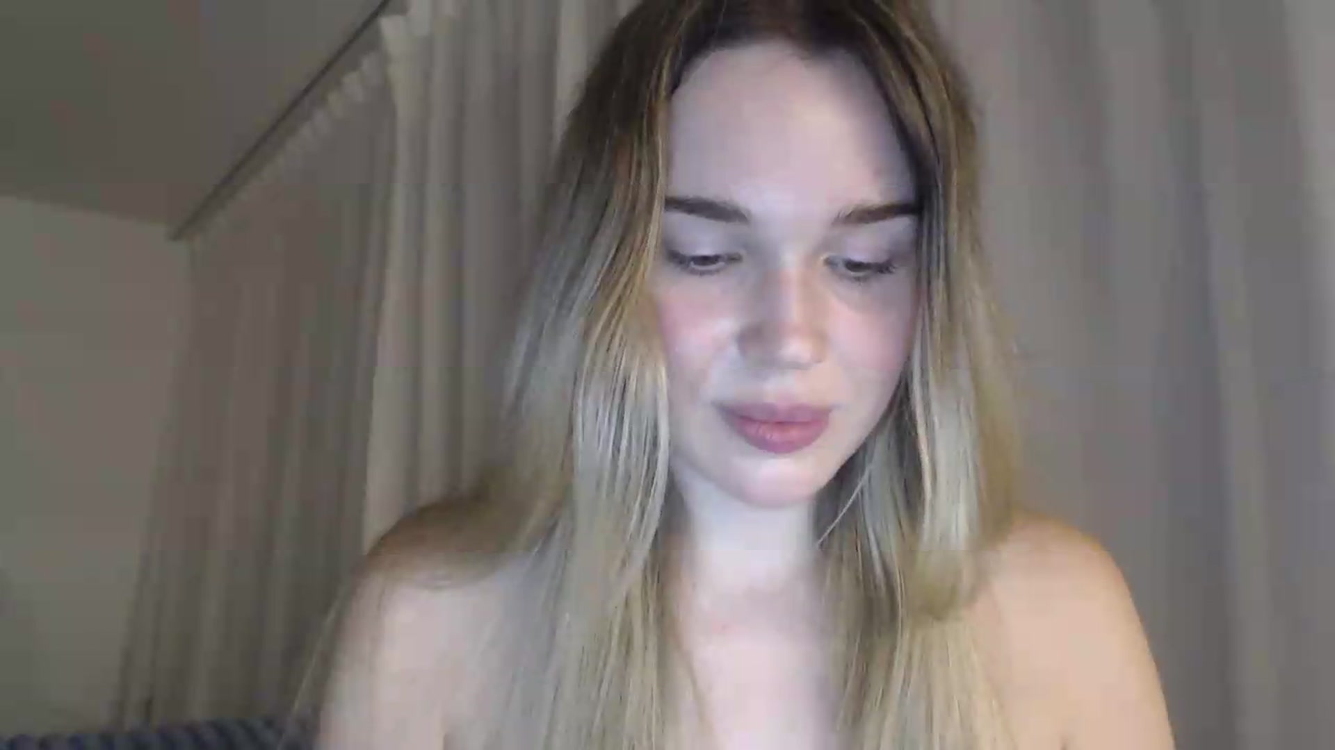 Gallery image thumbnail from Ooh_Cassie's myfreecams stream on, 07/15/2026, 20:54 image 18 of 20