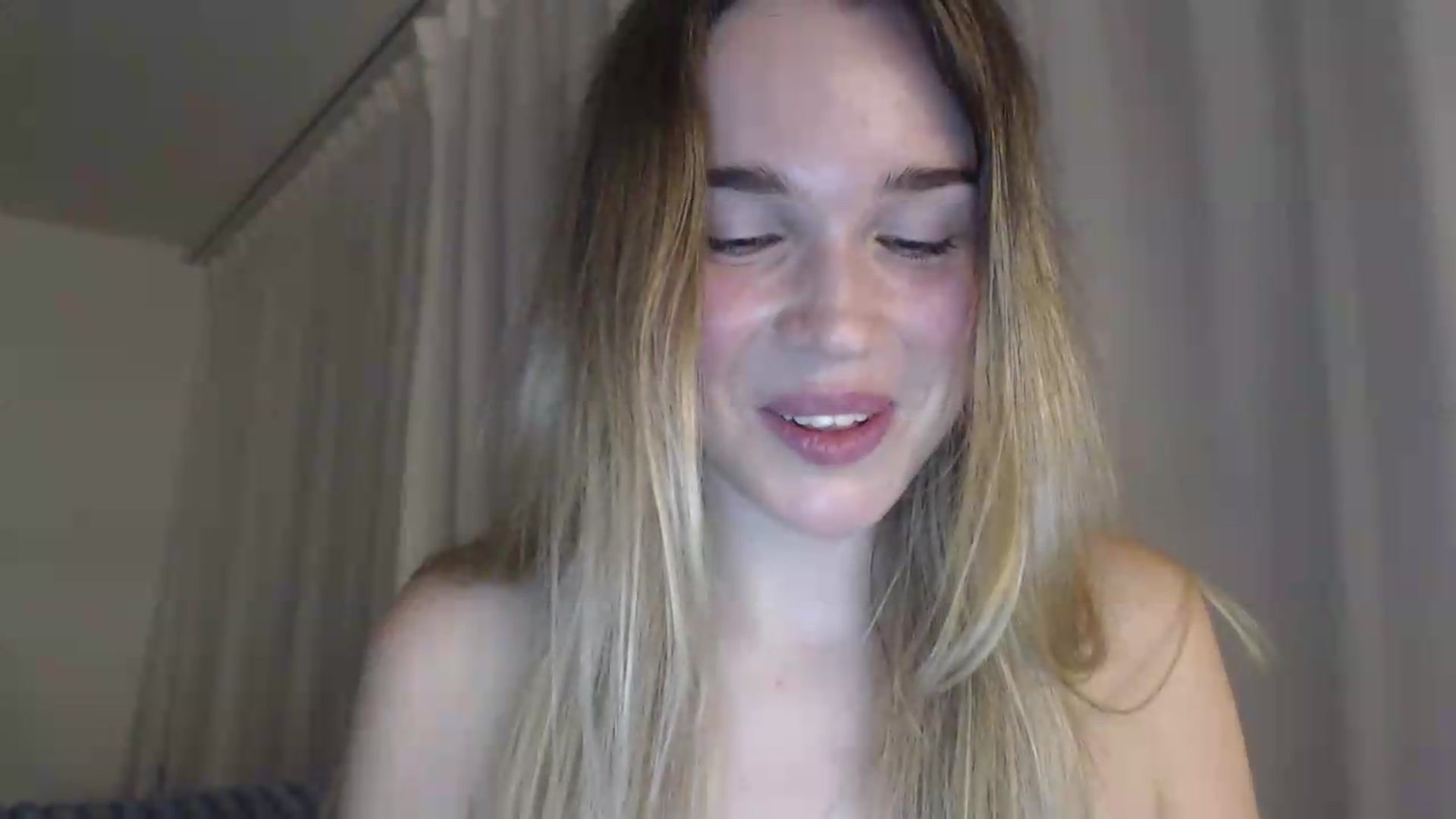 Gallery image thumbnail from Ooh_Cassie's myfreecams stream on, 07/15/2026, 20:54 image 16 of 20