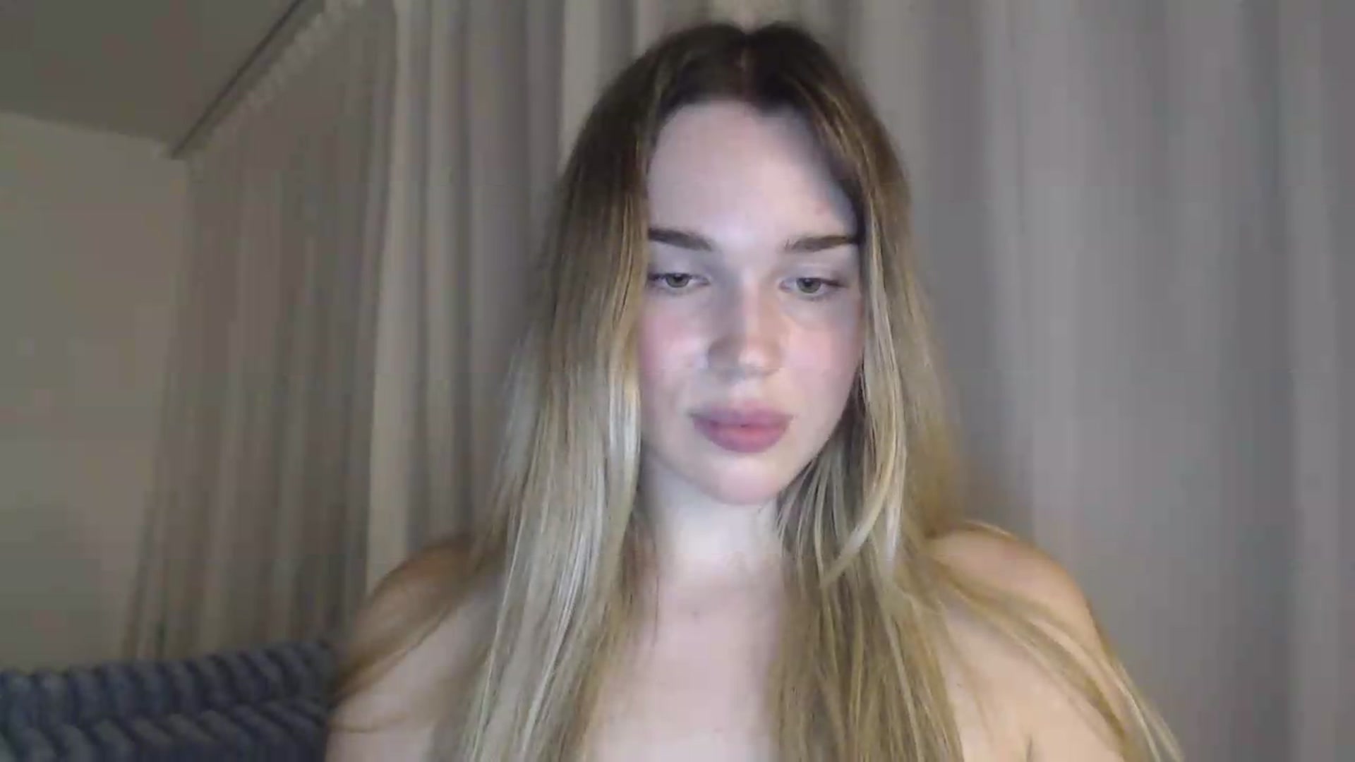 Gallery image thumbnail from Ooh_Cassie's myfreecams stream on, 07/15/2026, 20:54 image 12 of 20