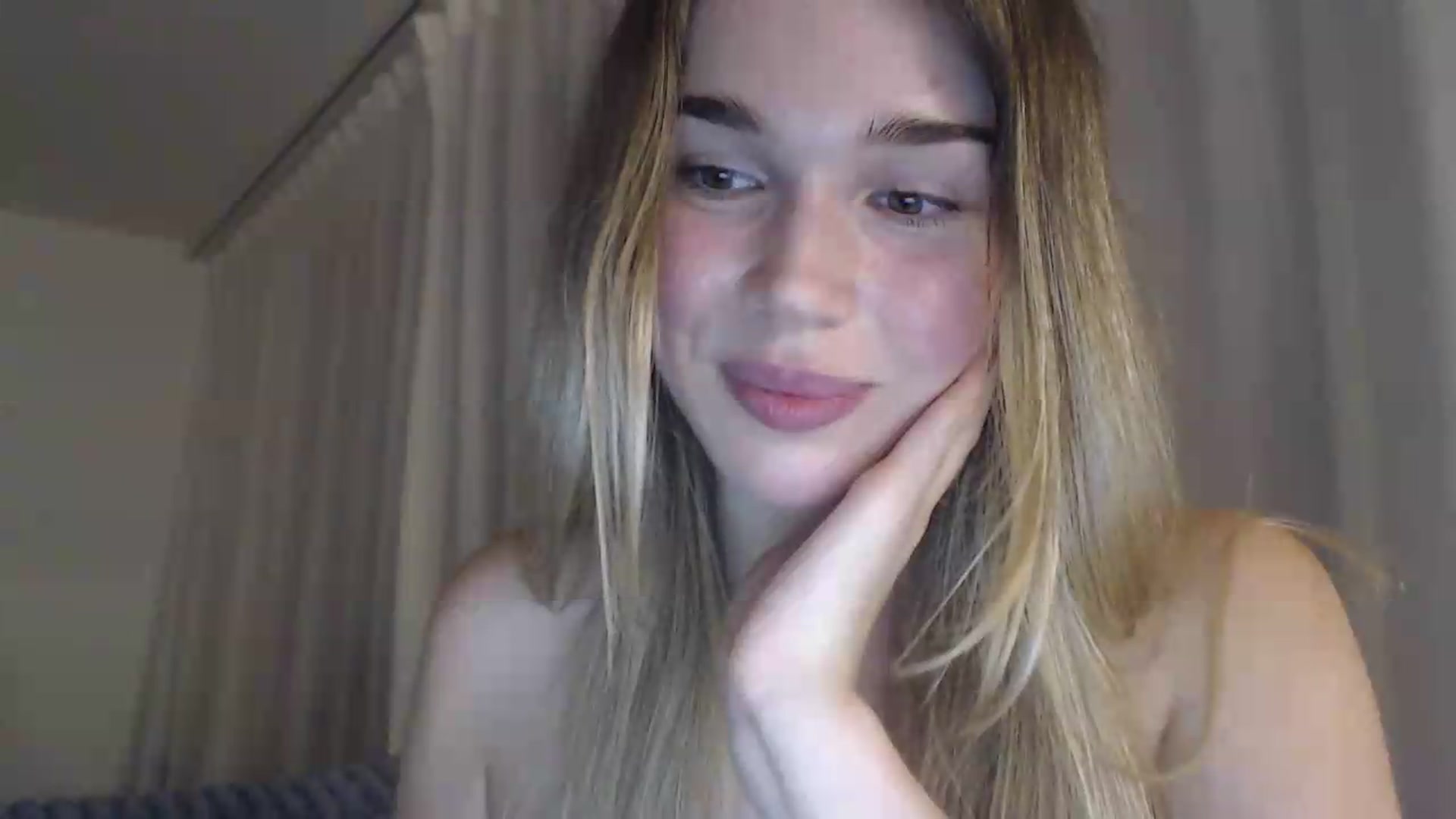 Gallery image thumbnail from Ooh_Cassie's myfreecams stream on, 07/15/2026, 20:54 image 15 of 20