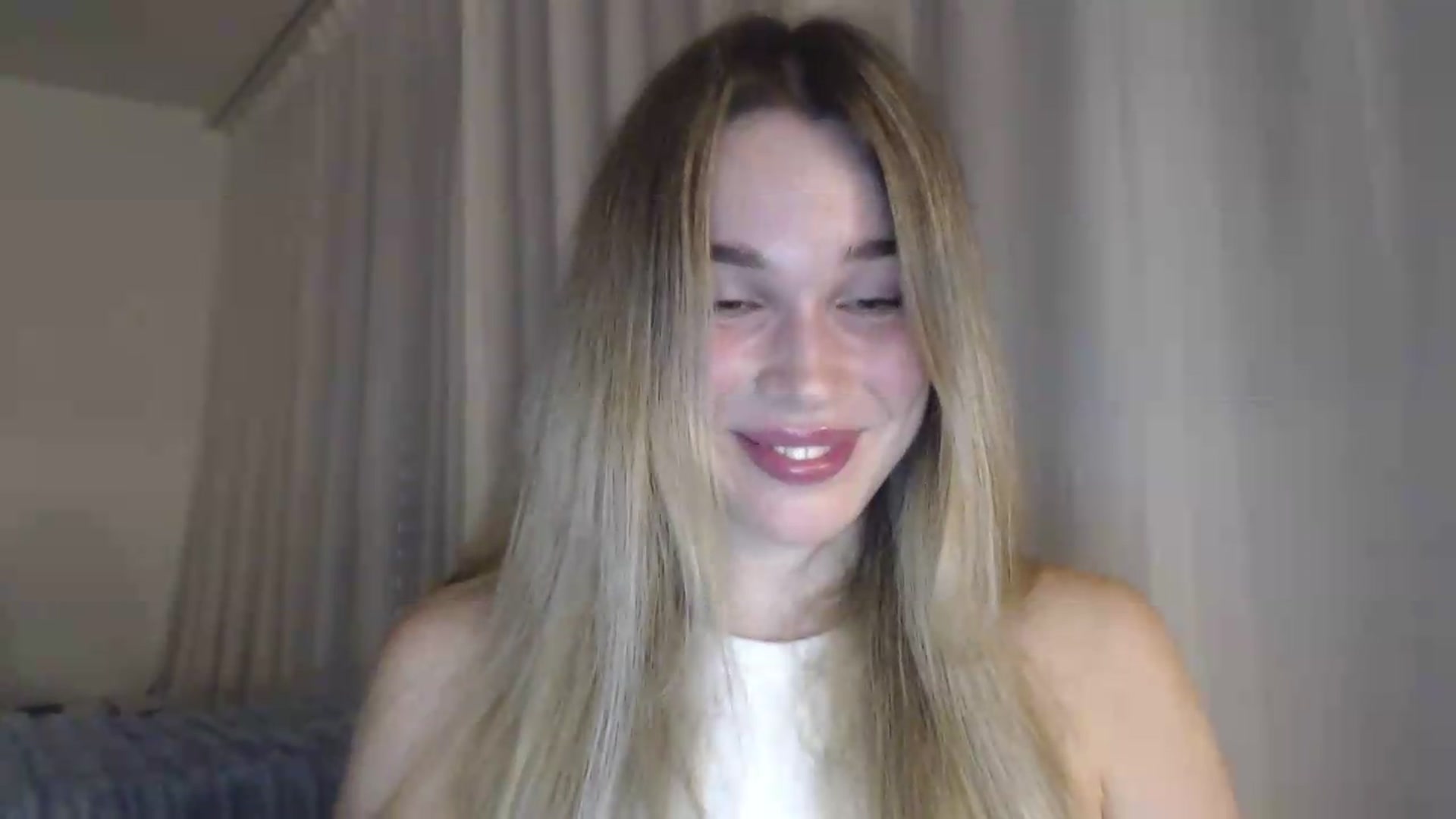 Gallery image thumbnail from Ooh_Cassie's myfreecams stream on, 07/16/2026, 18:24 image 7 of 20