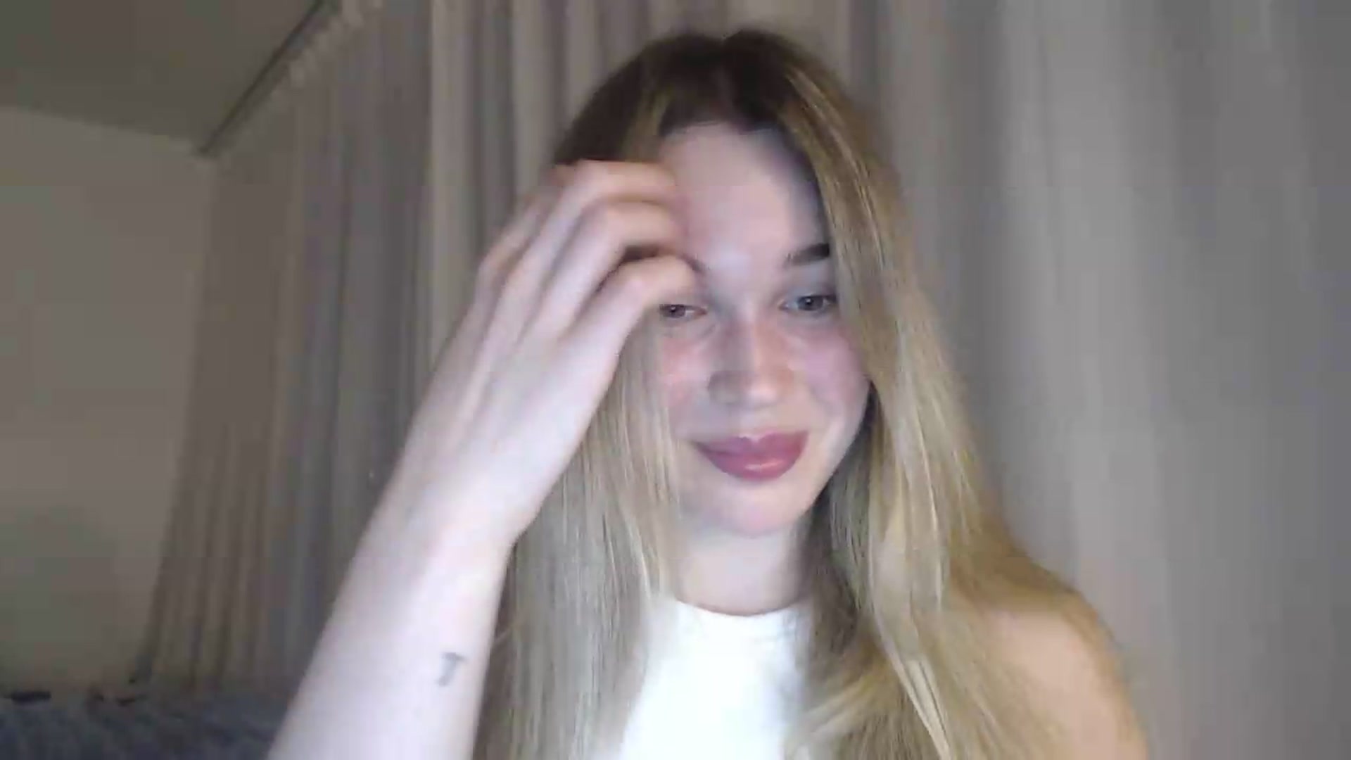 Gallery image thumbnail from Ooh_Cassie's myfreecams stream on, 07/16/2026, 18:24 image 8 of 20