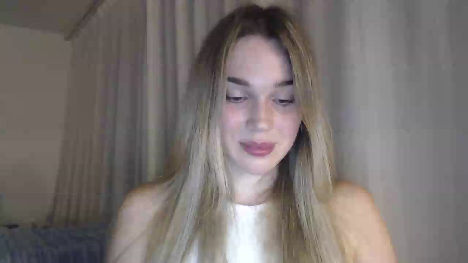 Gallery image thumbnail from Ooh_Cassie's myfreecams stream on, 07/16/2026, 18:24 image 5 of 20