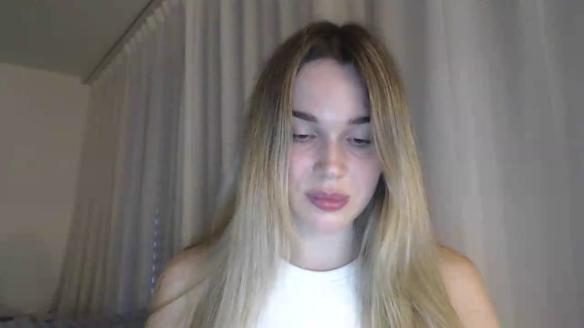 Gallery image thumbnail from Ooh_Cassie's myfreecams stream on, 07/16/2026, 18:24 image 13 of 20
