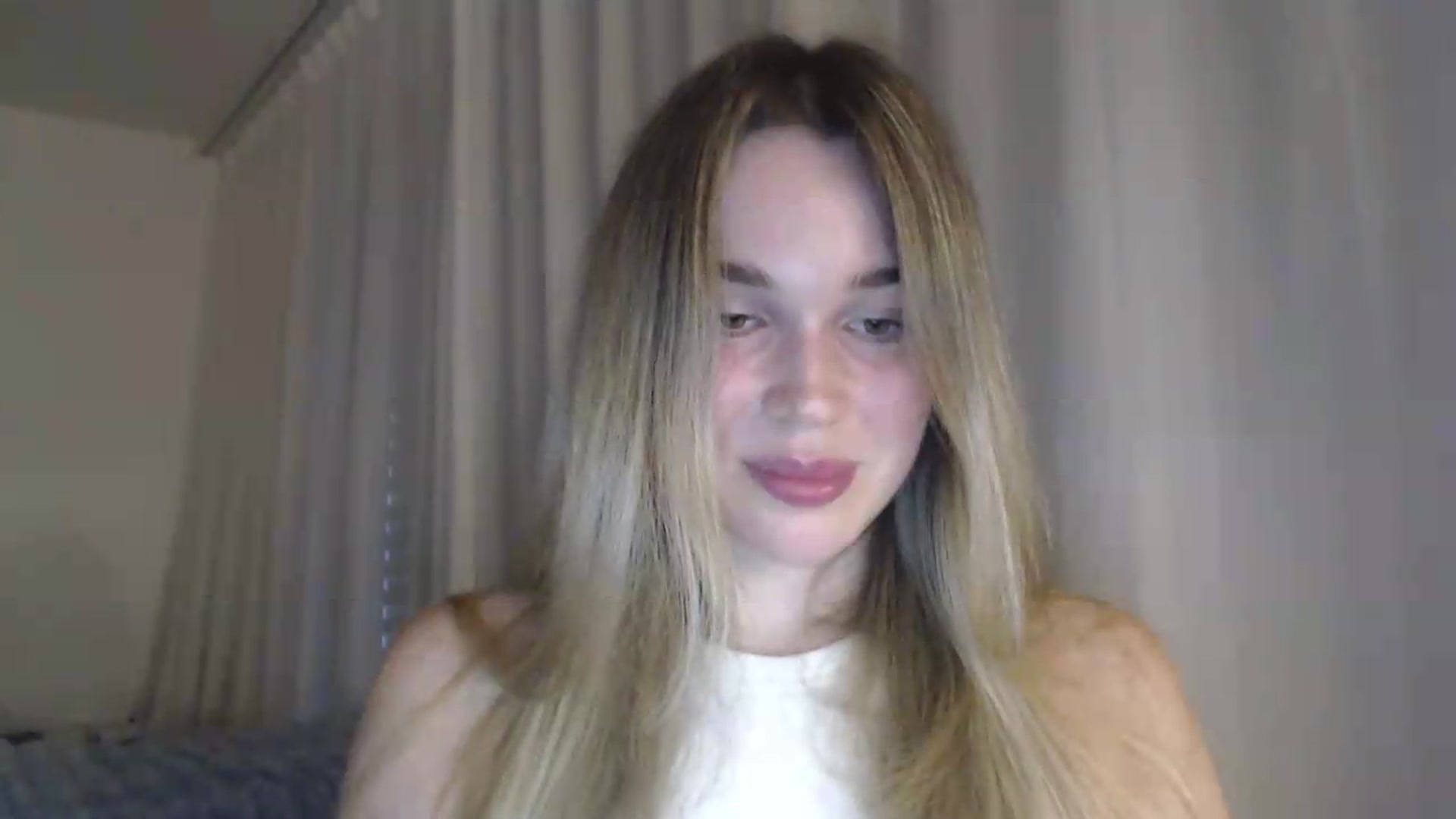 Gallery image thumbnail from Ooh_Cassie's myfreecams stream on, 07/16/2026, 18:24 image 12 of 20