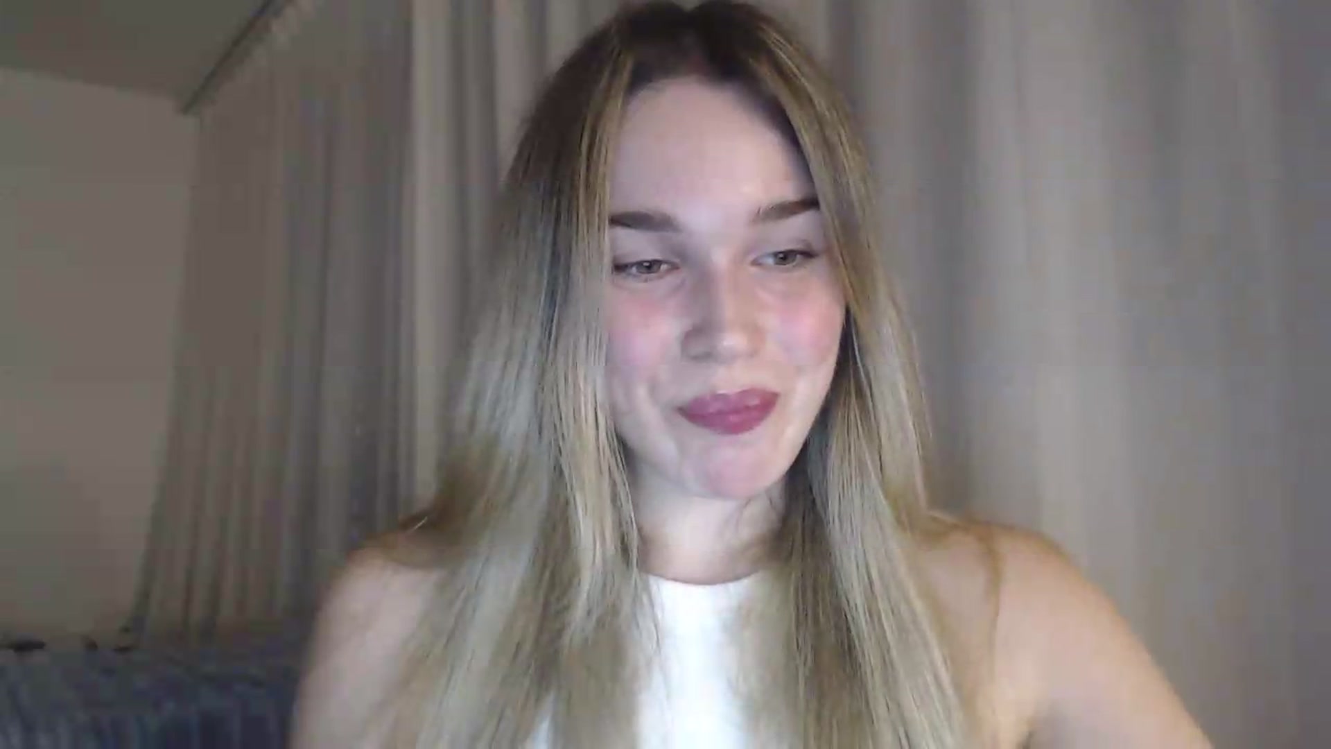 Gallery image thumbnail from Ooh_Cassie's myfreecams stream on, 07/16/2026, 18:24 image 4 of 20