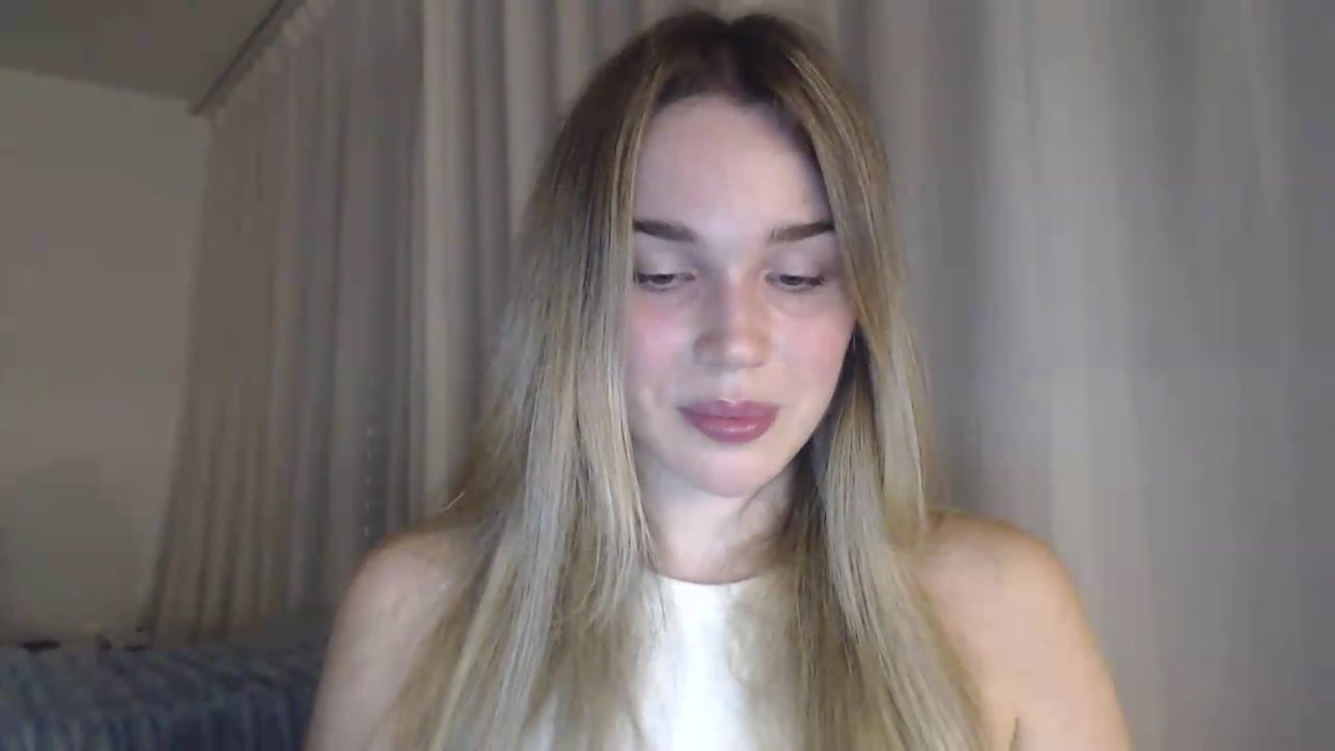 Gallery image thumbnail from Ooh_Cassie's myfreecams stream on, 07/16/2026, 18:24 image 6 of 20
