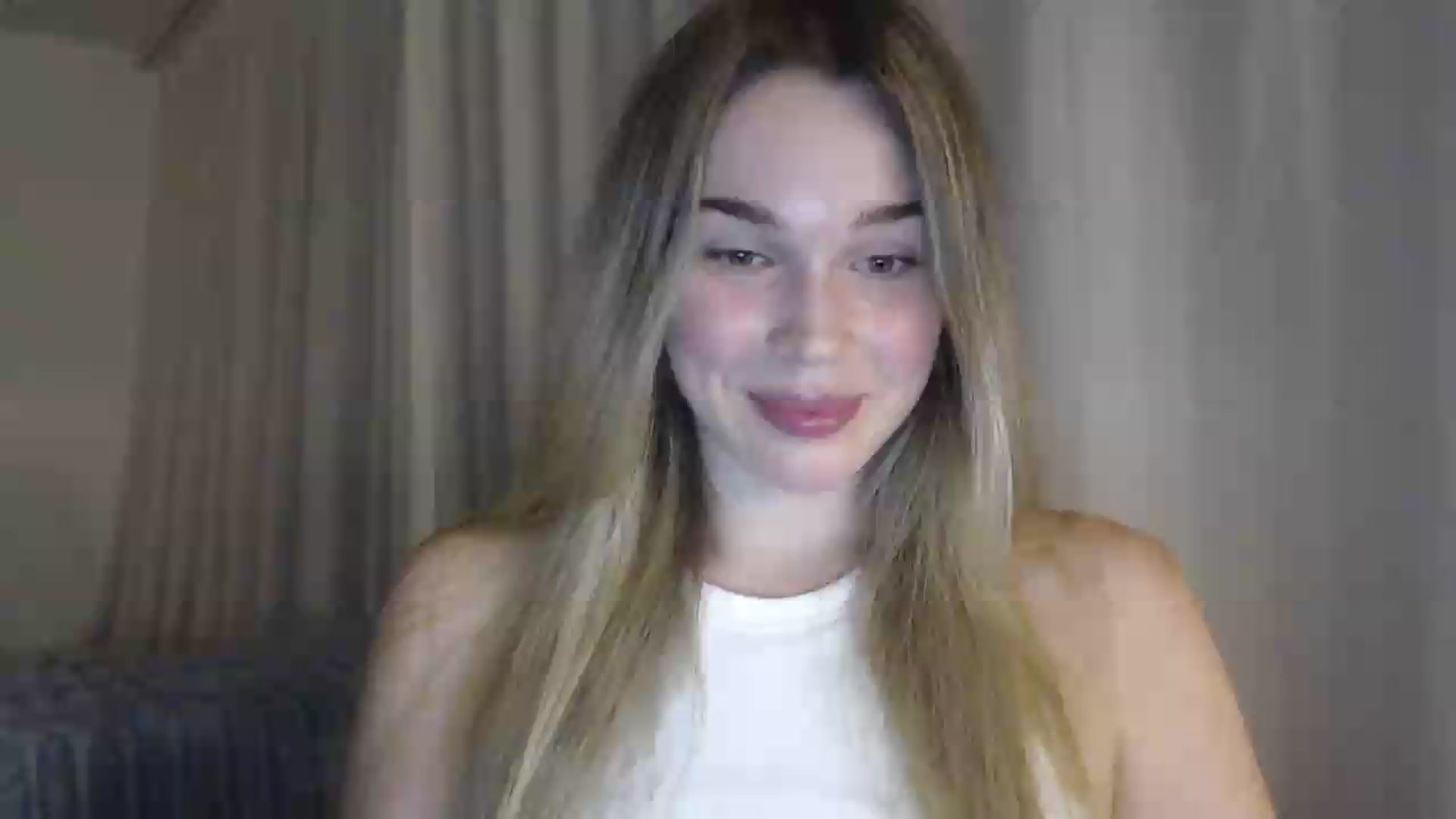 Gallery image thumbnail from Ooh_Cassie's myfreecams stream on, 07/16/2026, 19:26 image 3 of 20