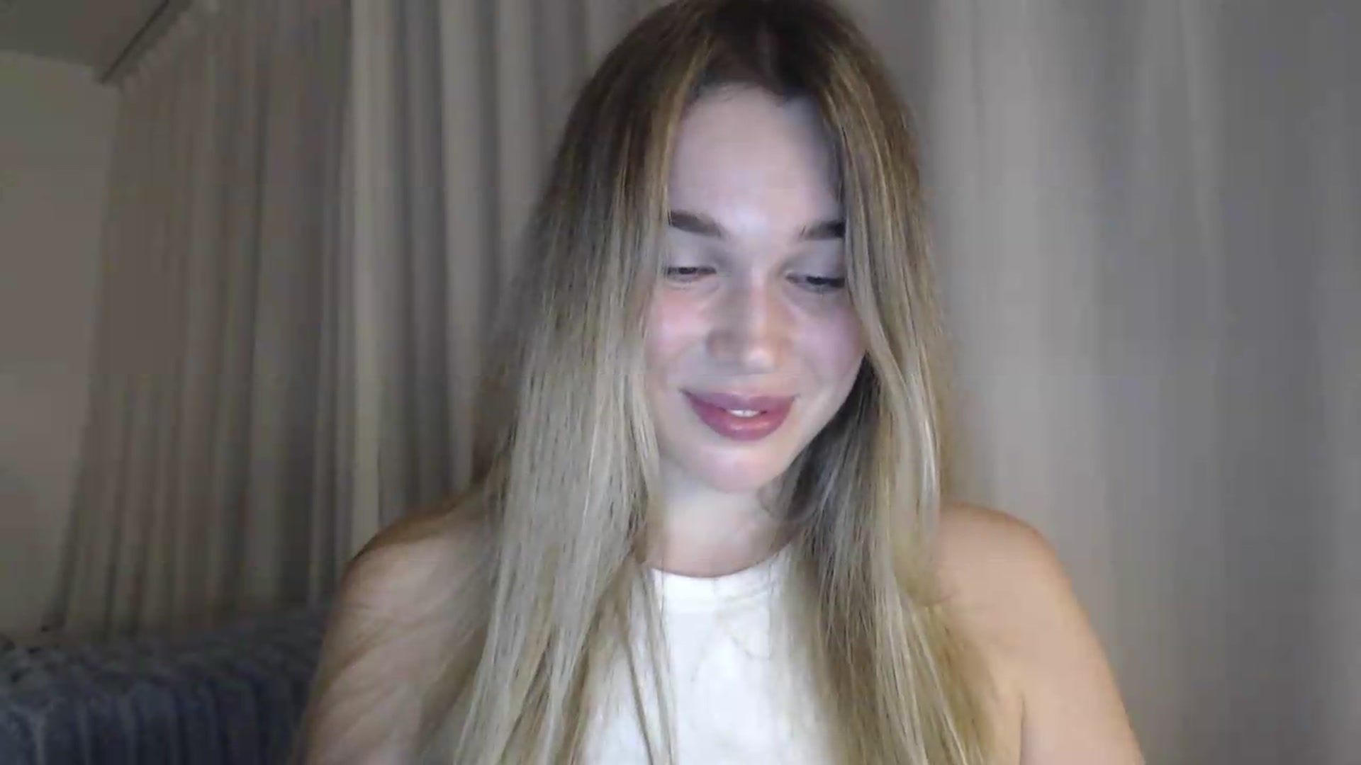 Gallery image thumbnail from Ooh_Cassie's myfreecams stream on, 07/16/2026, 19:26 image 20 of 20