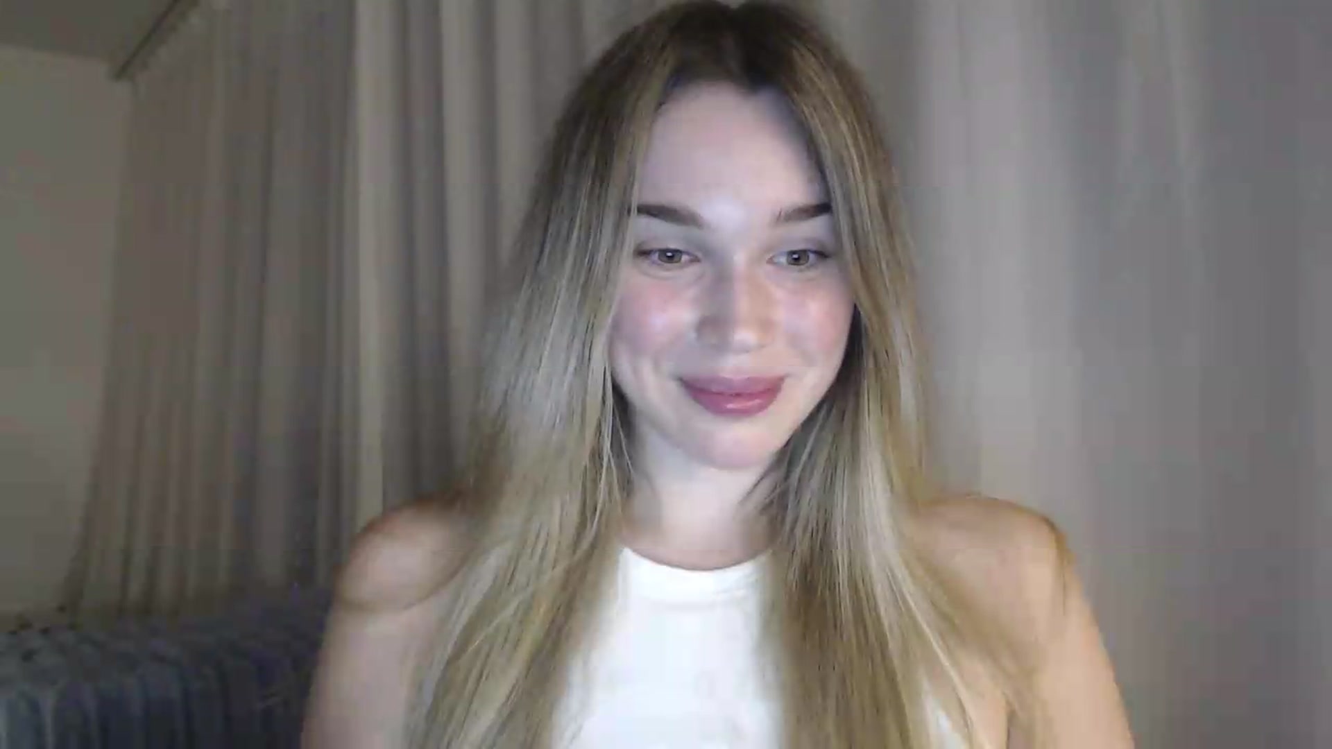 Gallery image thumbnail from Ooh_Cassie's myfreecams stream on, 07/16/2026, 19:26 image 8 of 20