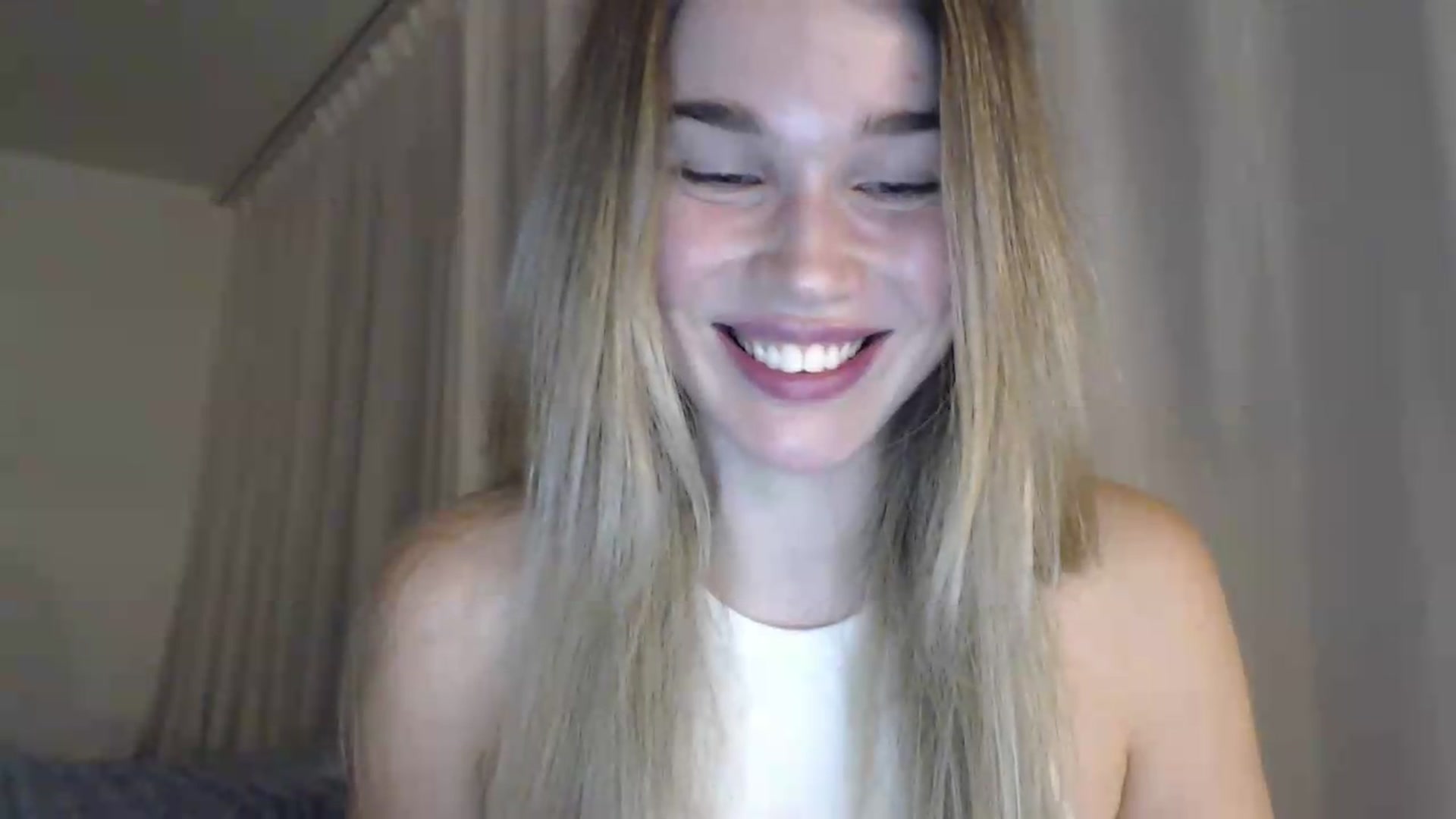 Gallery image thumbnail from Ooh_Cassie's myfreecams stream on, 07/16/2026, 20:41 image 13 of 20