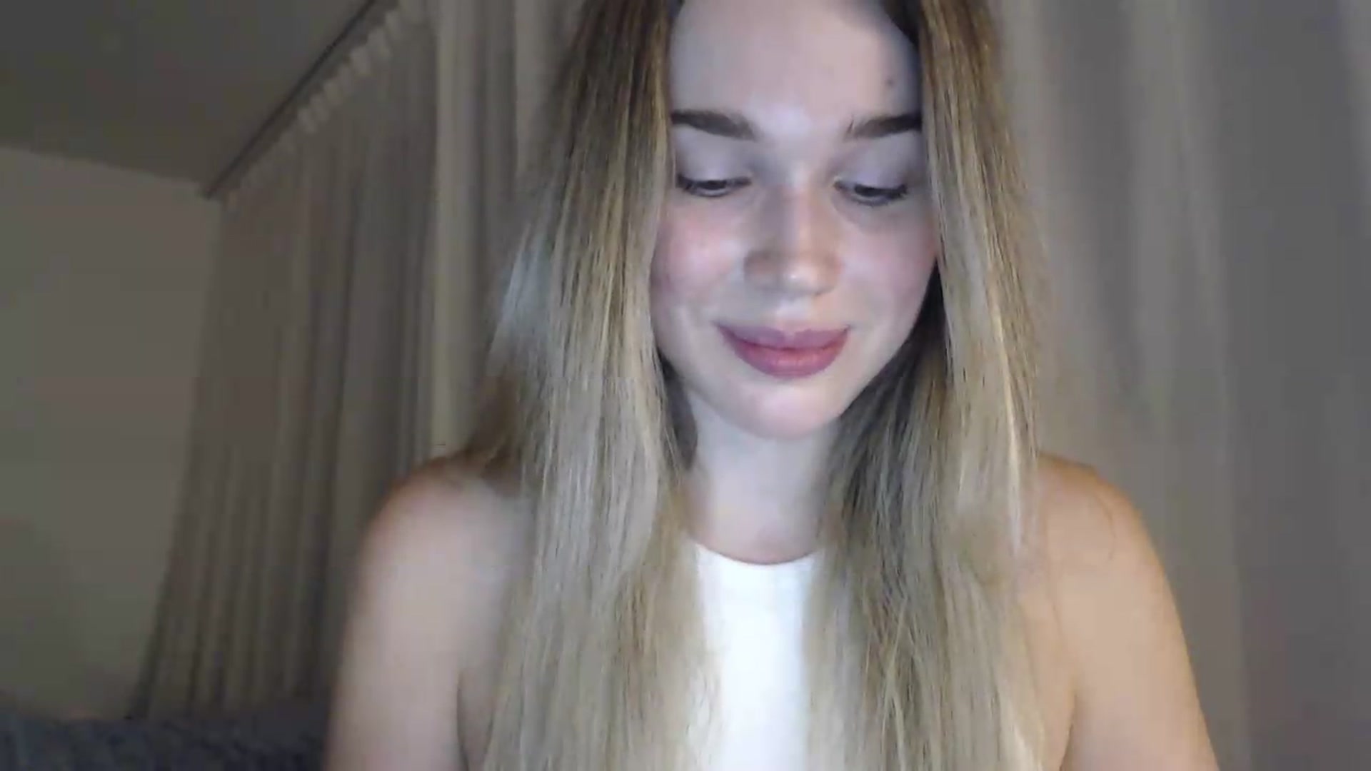 Gallery image thumbnail from Ooh_Cassie's myfreecams stream on, 07/16/2026, 20:41 image 8 of 20