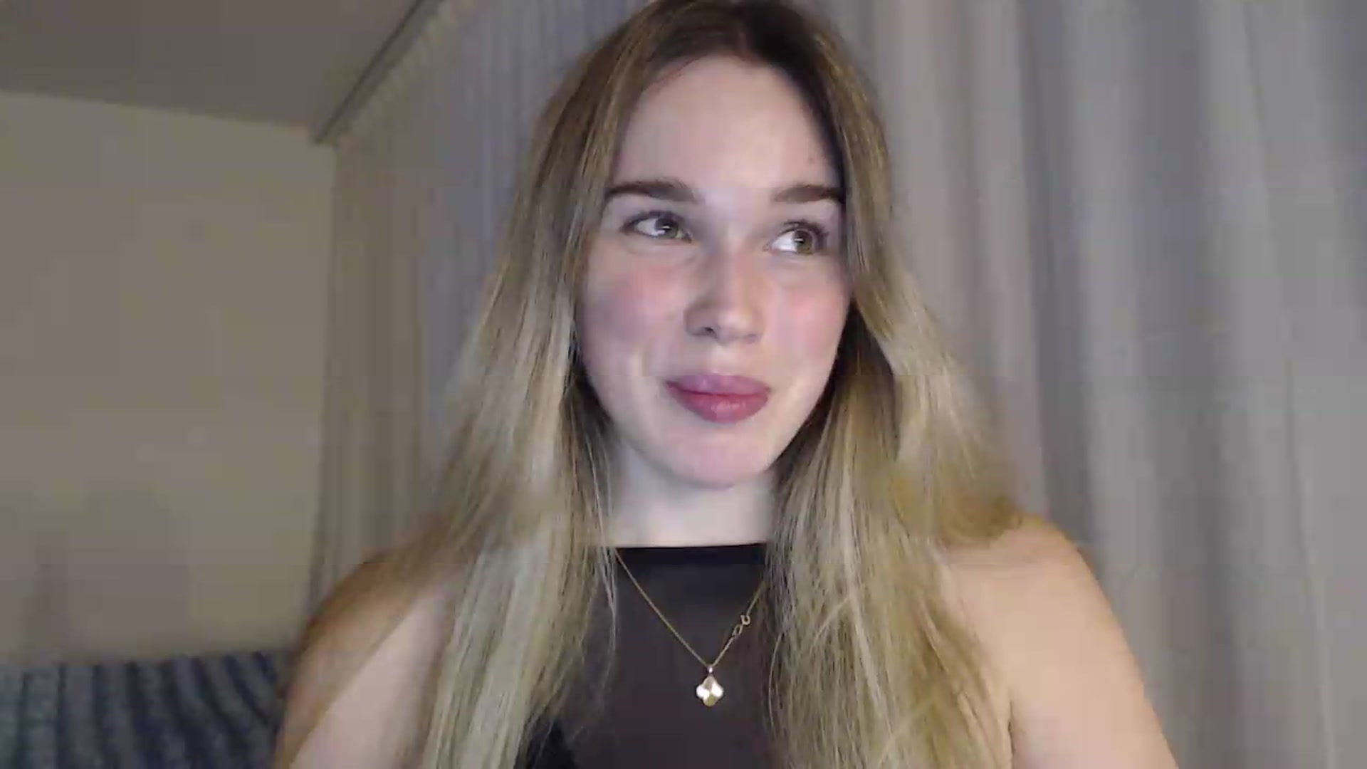 Gallery image thumbnail from Ooh_Cassie's myfreecams stream on, 07/17/2026, 19:11 image 19 of 20