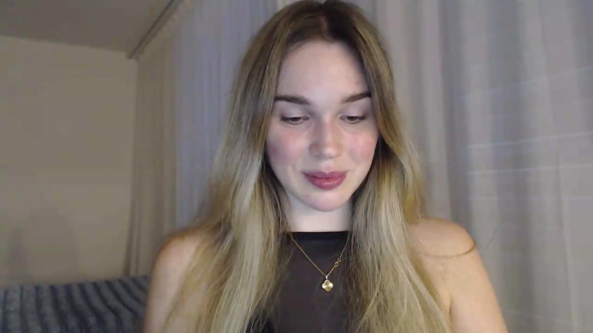 Gallery image thumbnail from Ooh_Cassie's myfreecams stream on, 07/17/2026, 19:11 image 8 of 20