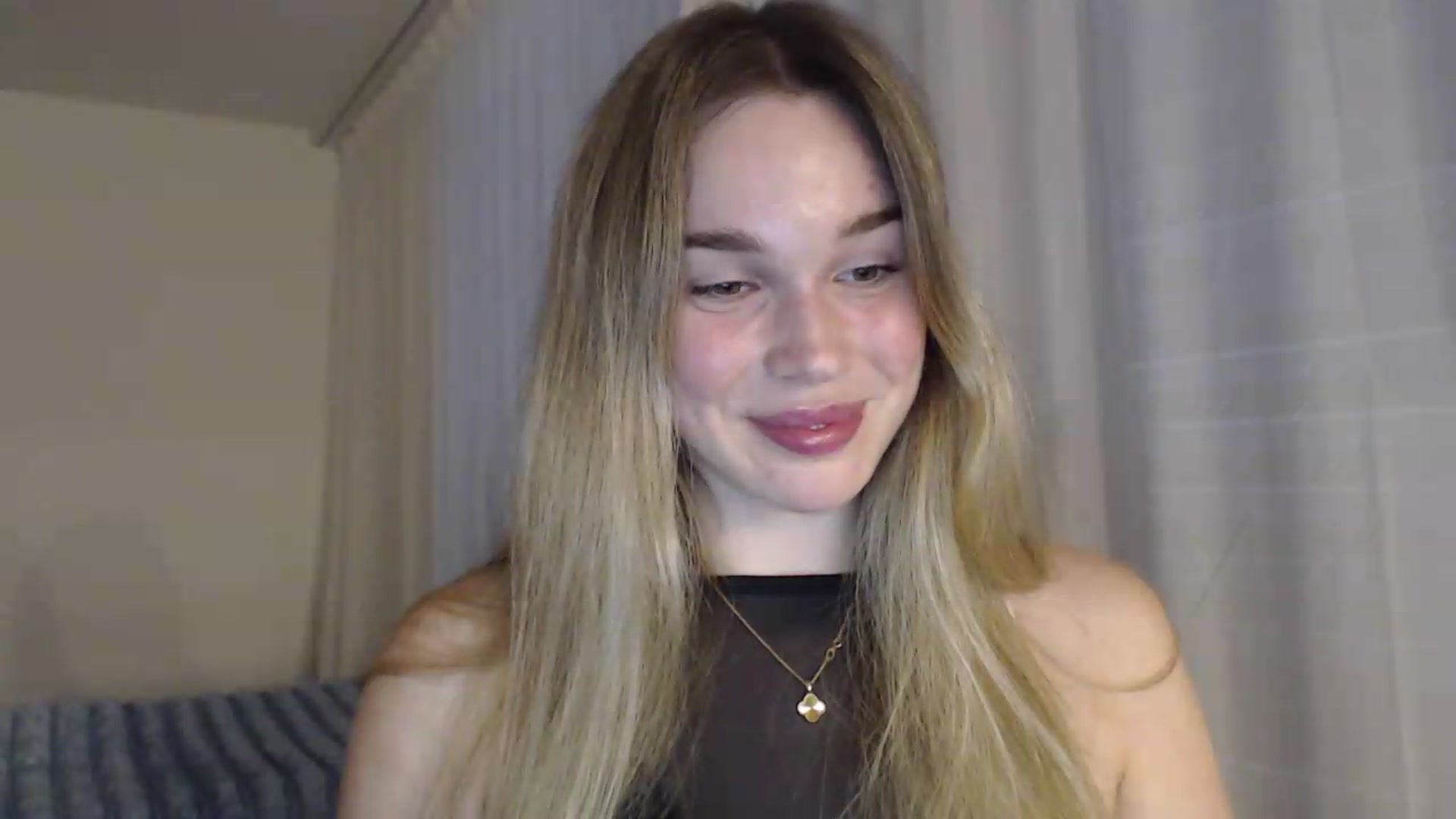 Gallery image thumbnail from Ooh_Cassie's myfreecams stream on, 07/17/2026, 19:11 image 10 of 20