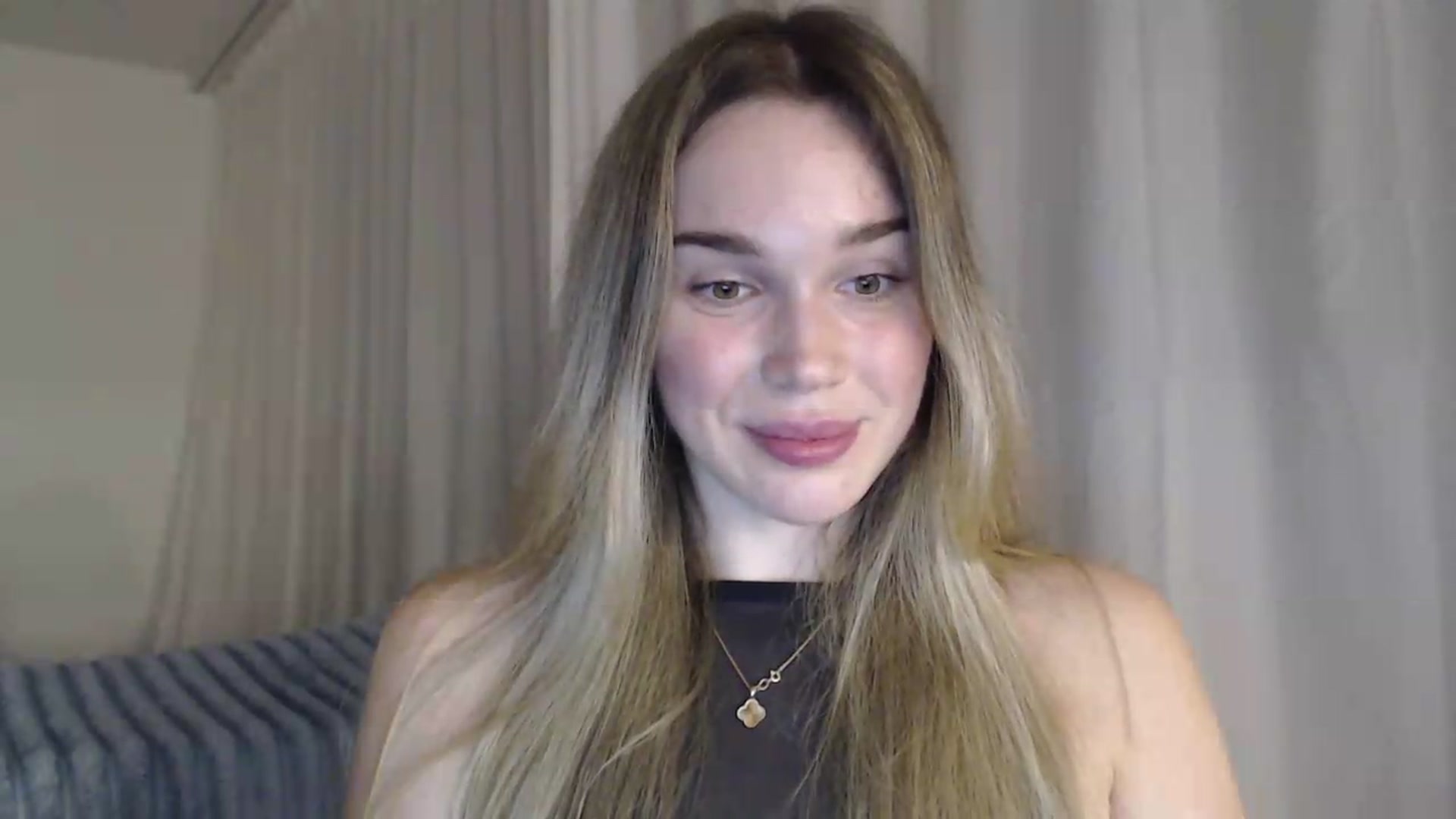 Gallery image thumbnail from Ooh_Cassie's myfreecams stream on, 07/17/2026, 20:38 image 8 of 20