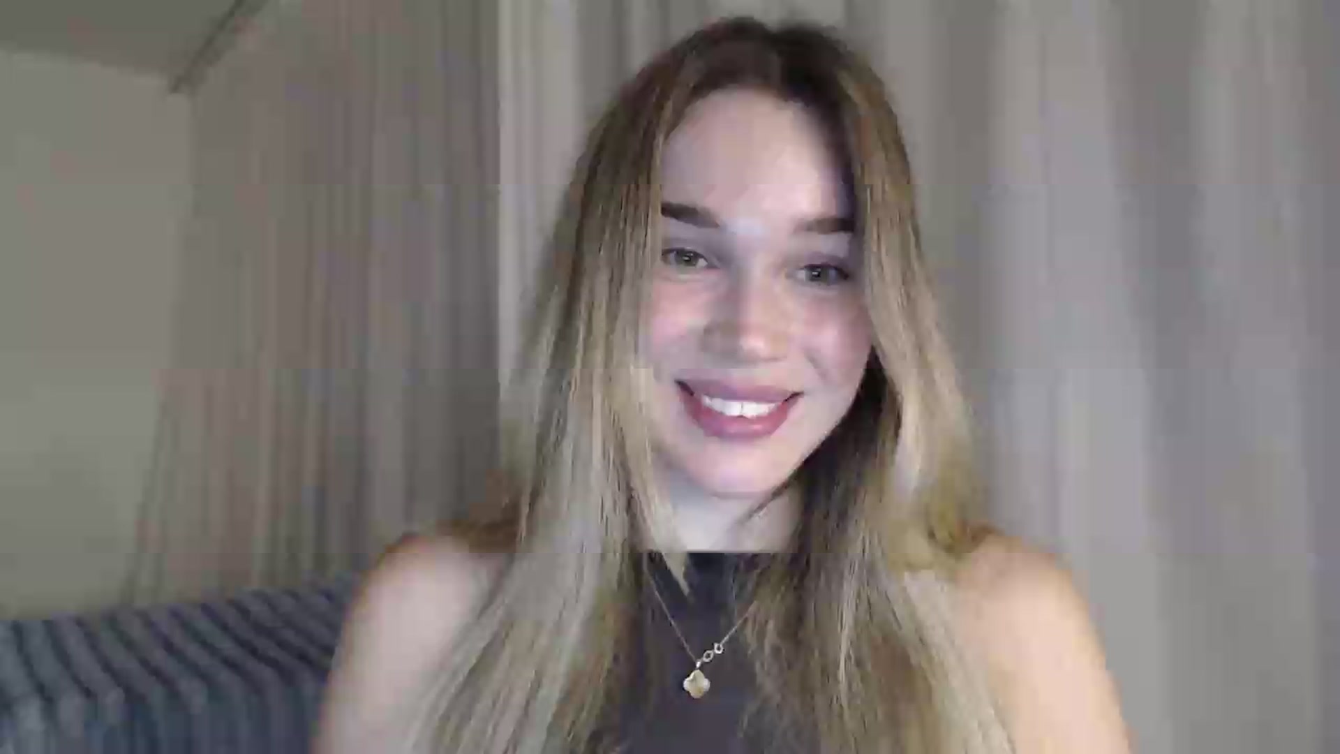 Gallery image thumbnail from Ooh_Cassie's myfreecams stream on, 07/17/2026, 20:38 image 15 of 20