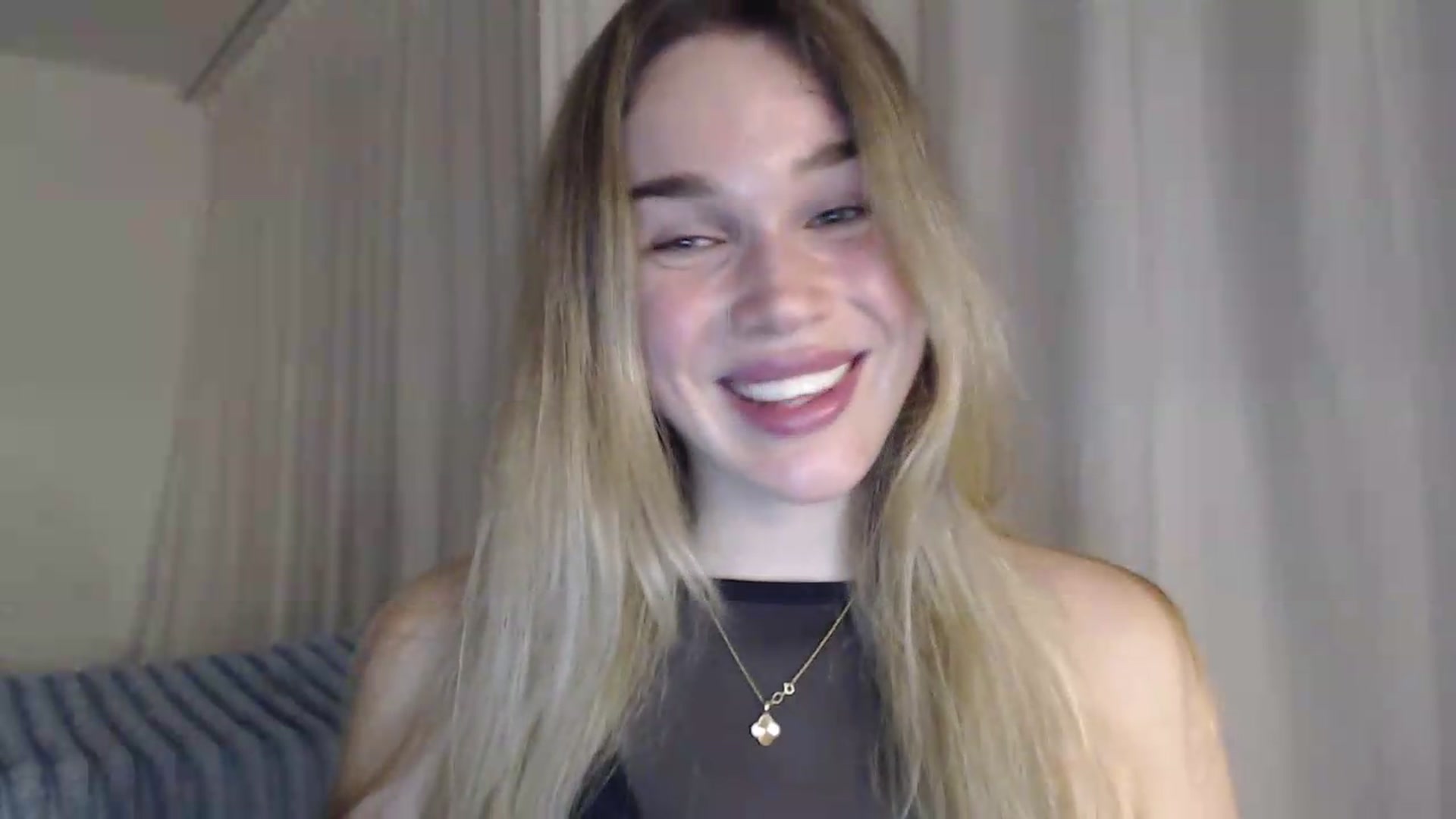 Gallery image thumbnail from Ooh_Cassie's myfreecams stream on, 07/17/2026, 20:38 image 2 of 20