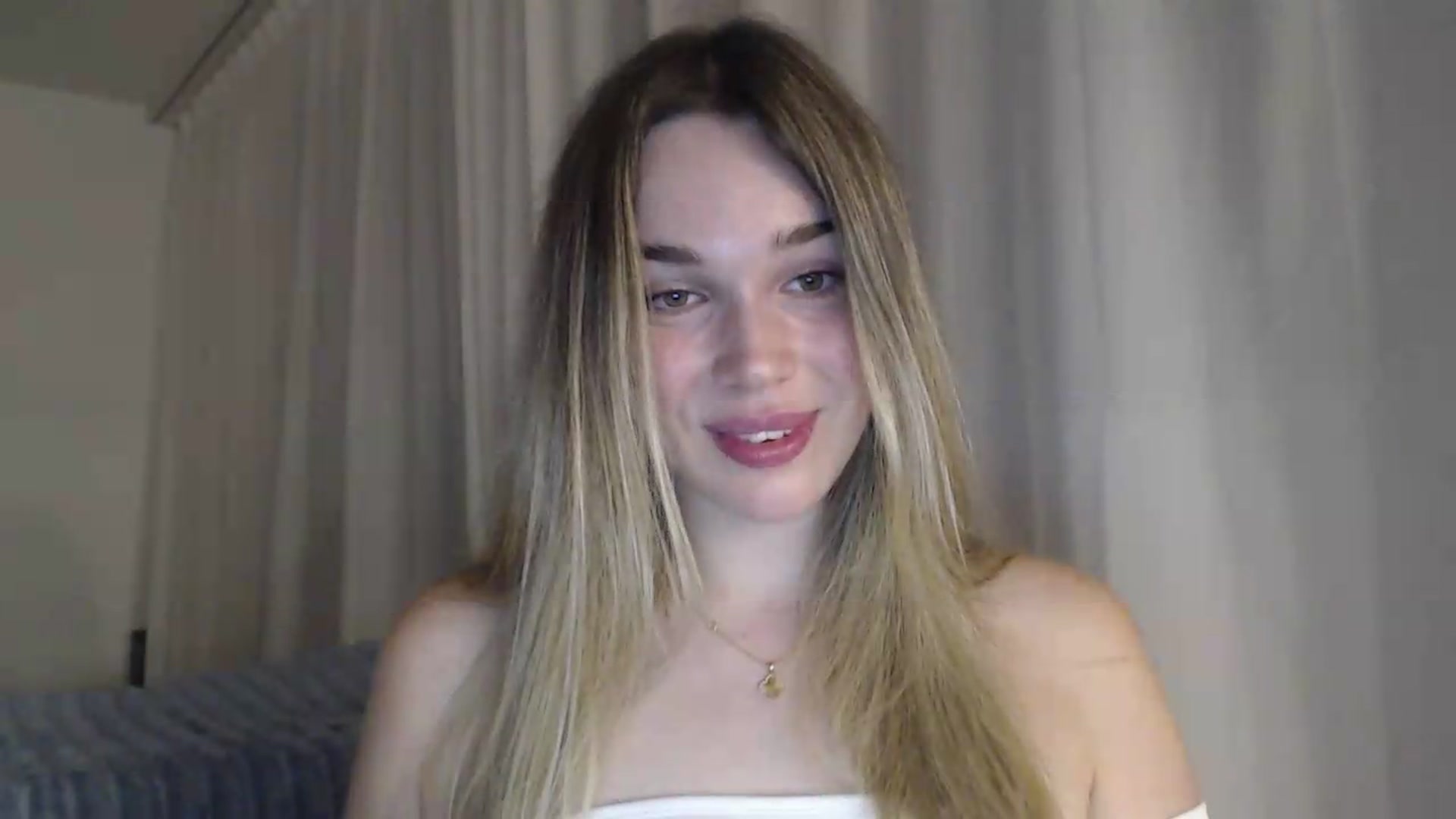 Gallery image thumbnail from Ooh_Cassie's myfreecams stream on, 07/20/2026, 22:13 image 13 of 20