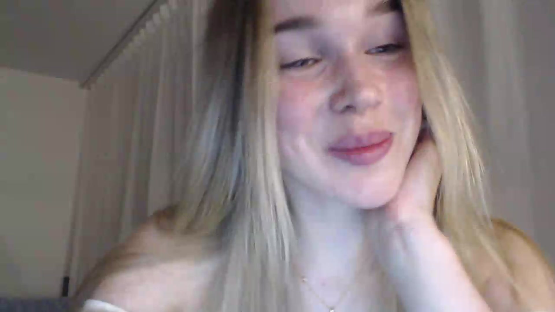 Gallery image thumbnail from Ooh_Cassie's myfreecams stream on, 07/20/2026, 22:13 image 16 of 20